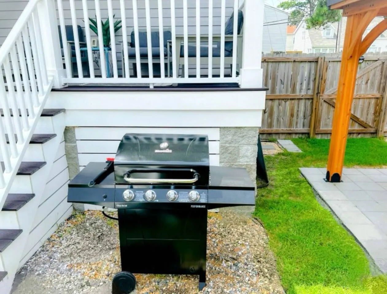 5BR Norfolk Home Fenced Yard + Fire Pit 10