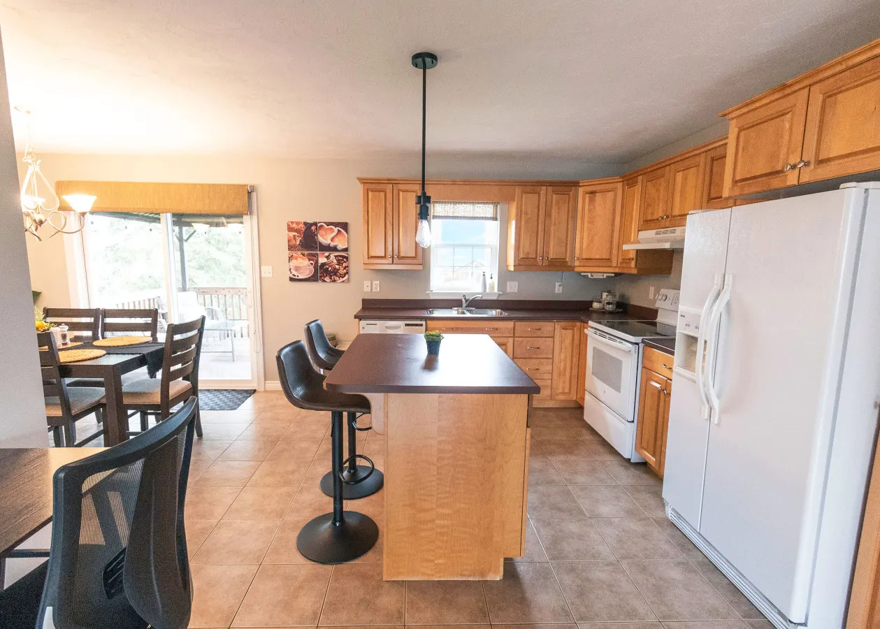 North End Moncton - Home 11