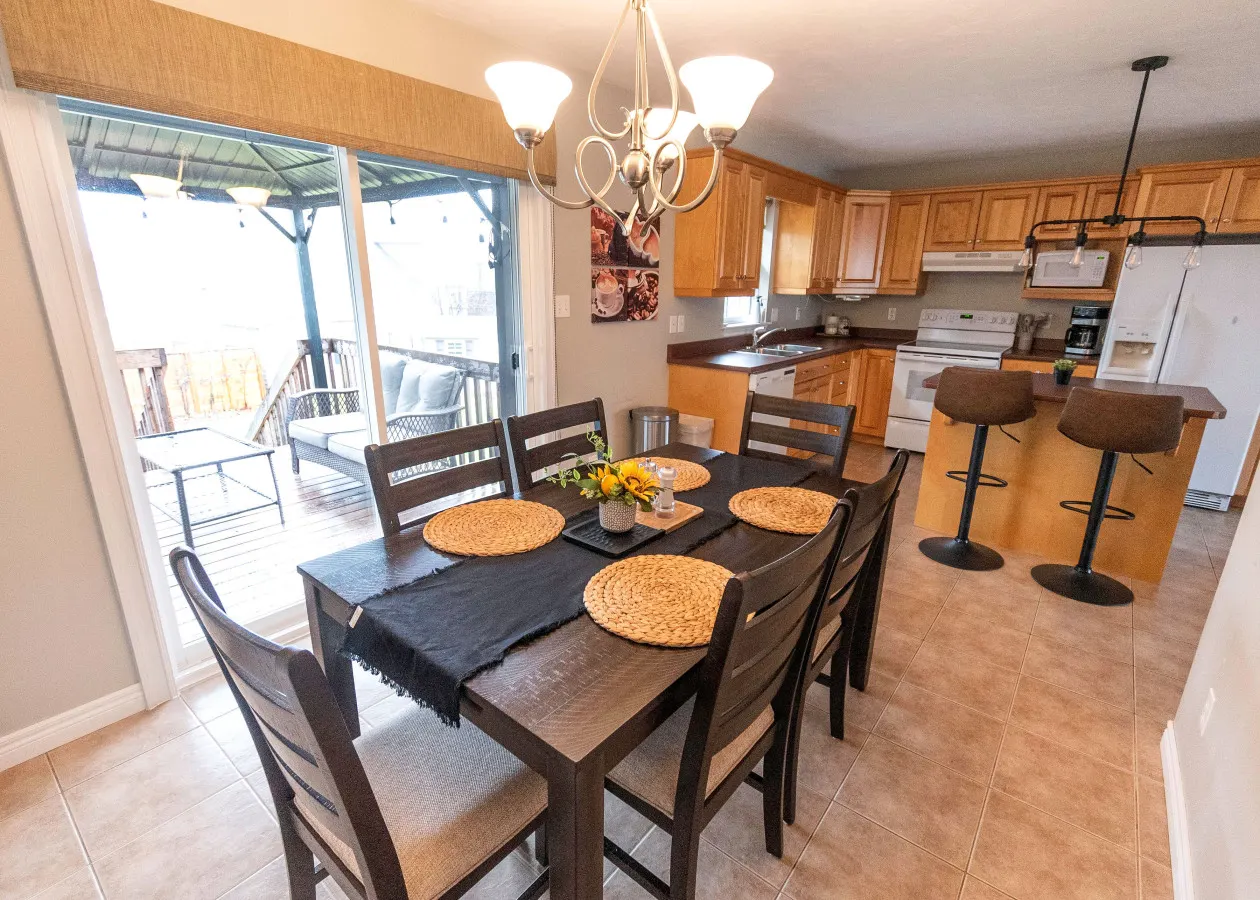 North End Moncton - Home 6