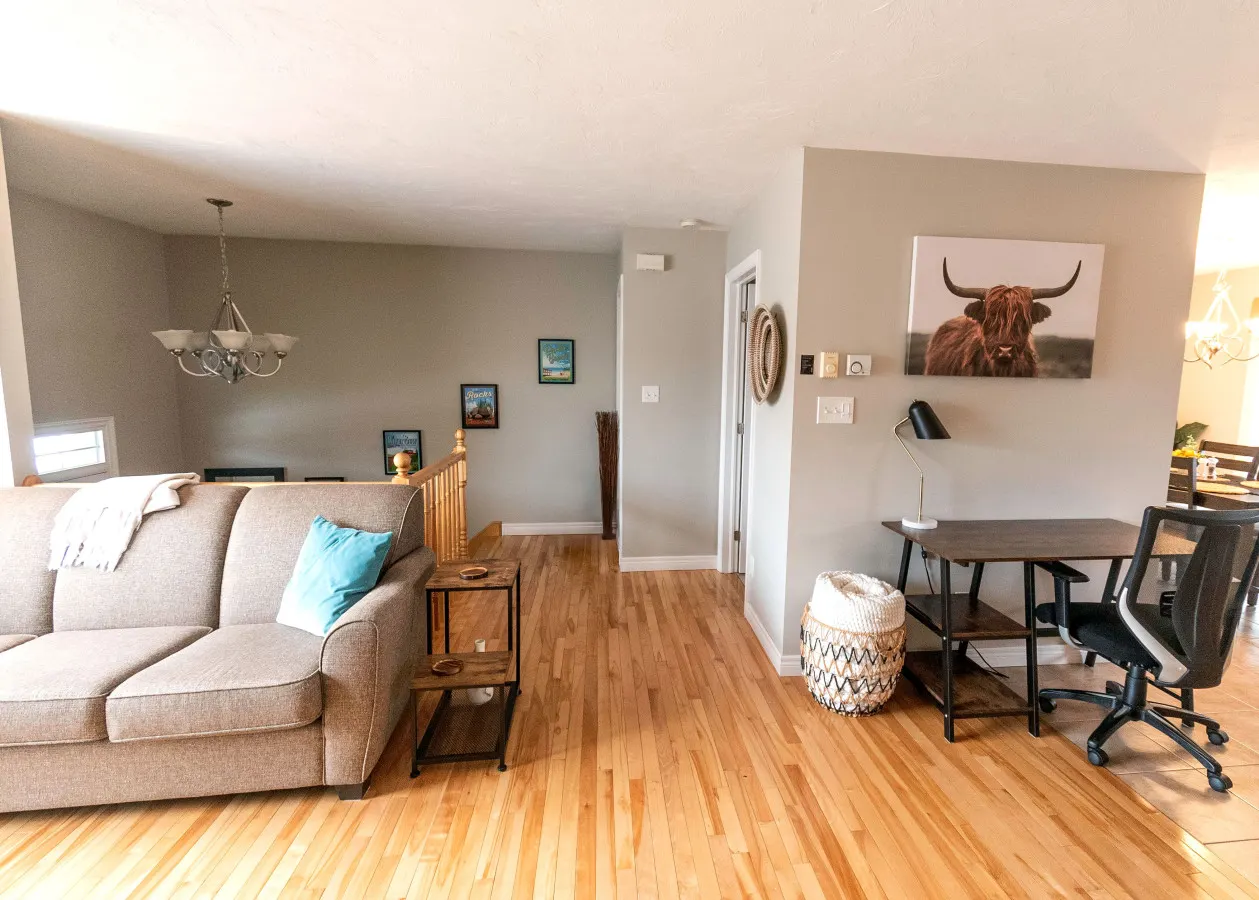 North End Moncton - Home 8