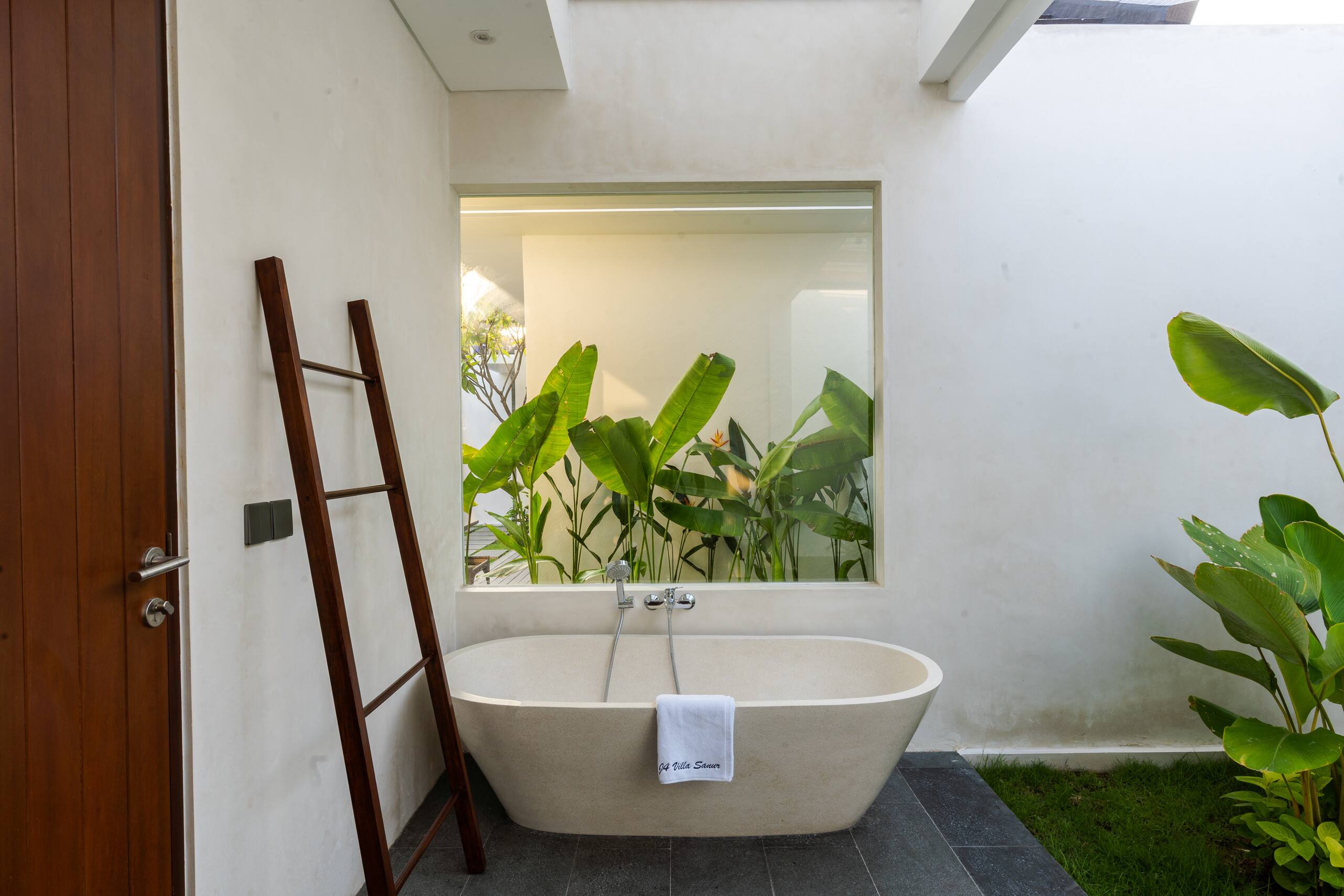 J4 Villas Sanur 1BR Open Living Room with Pool 7