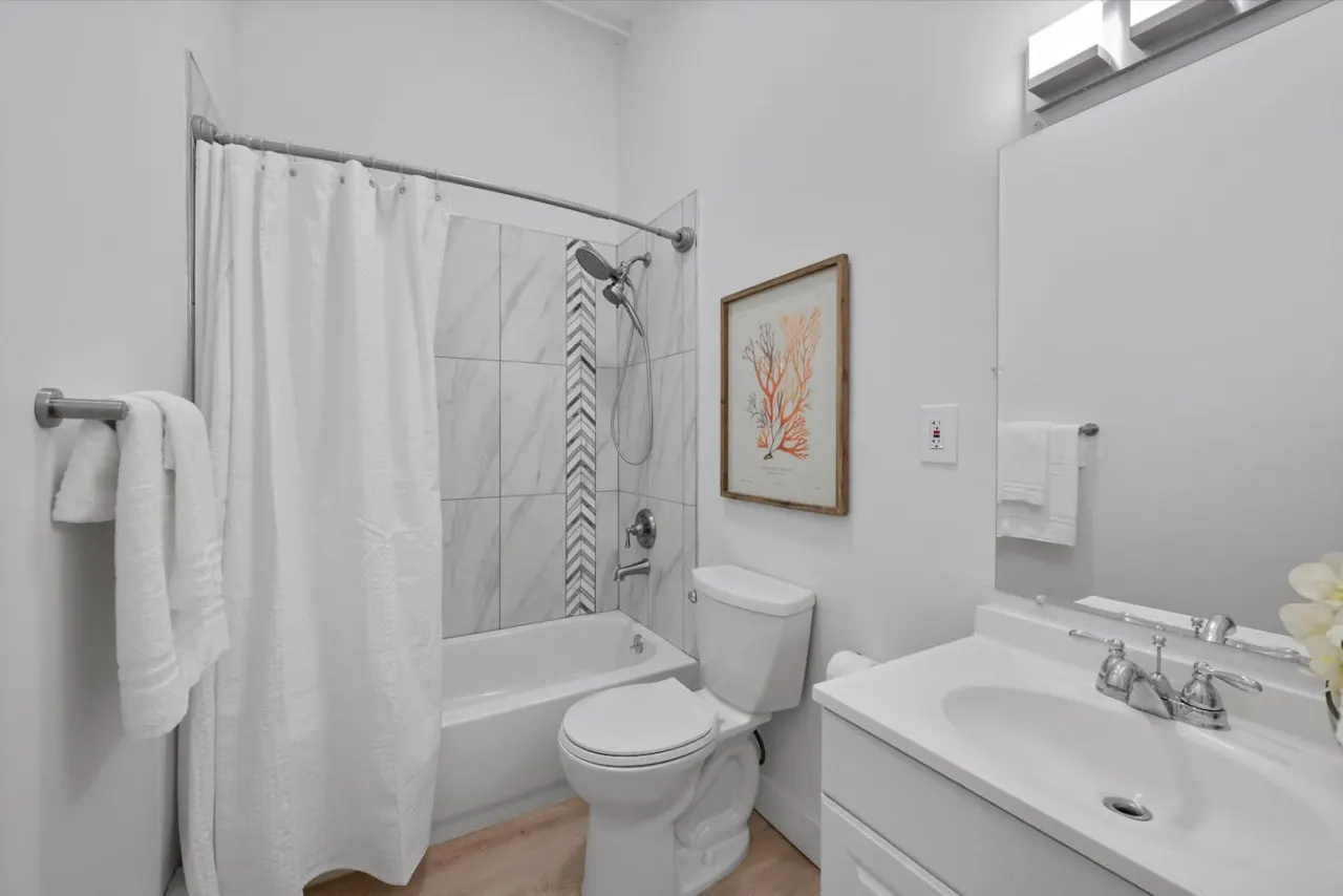 Cozy 1BR Near Zoo, UC, Hospitals 2