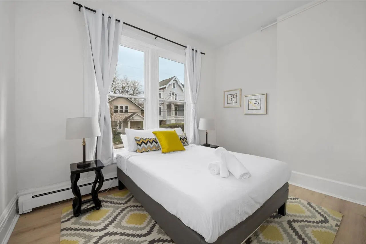 Cozy 1BR Near Zoo, UC, Hospitals 11