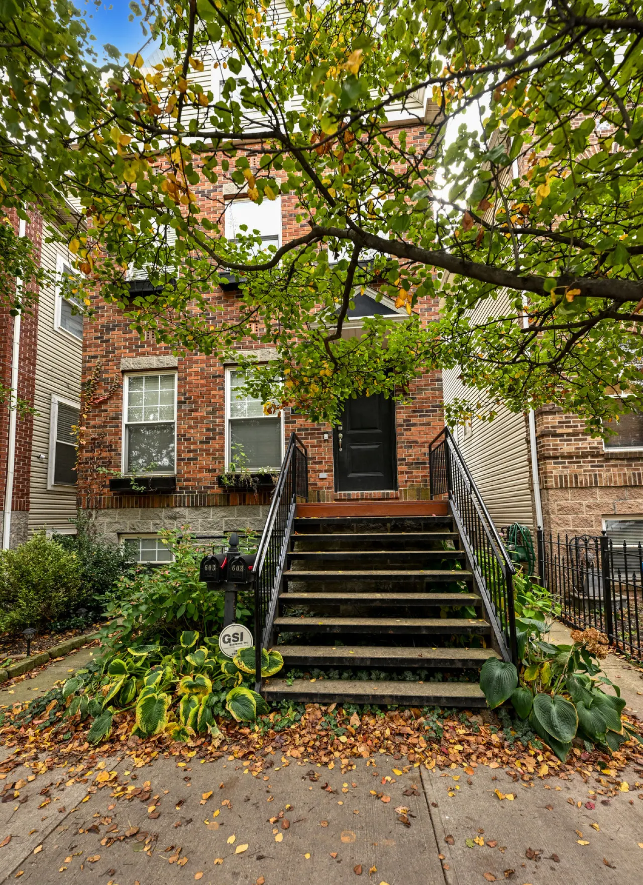 Treasure in Tremont! CAVS, BROWNS, GUARDIANS, close to Restaurants/Bars 3