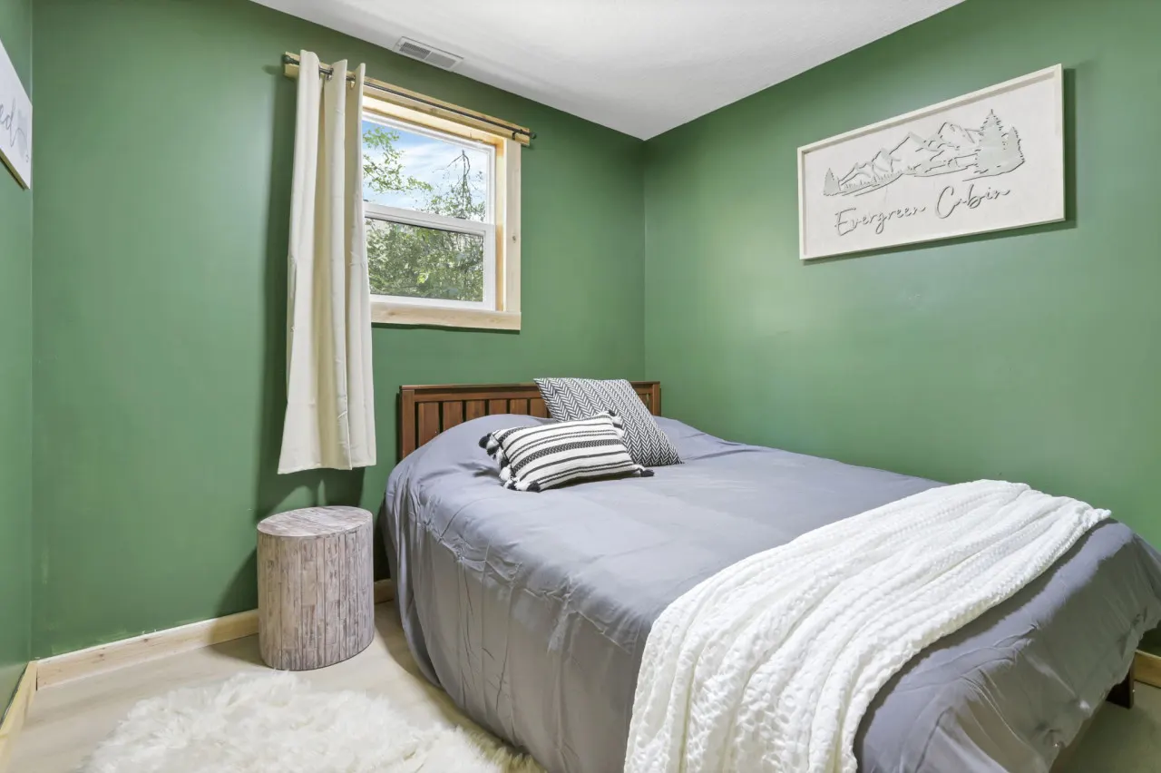 Gentle Breeze: The Evergreen 13