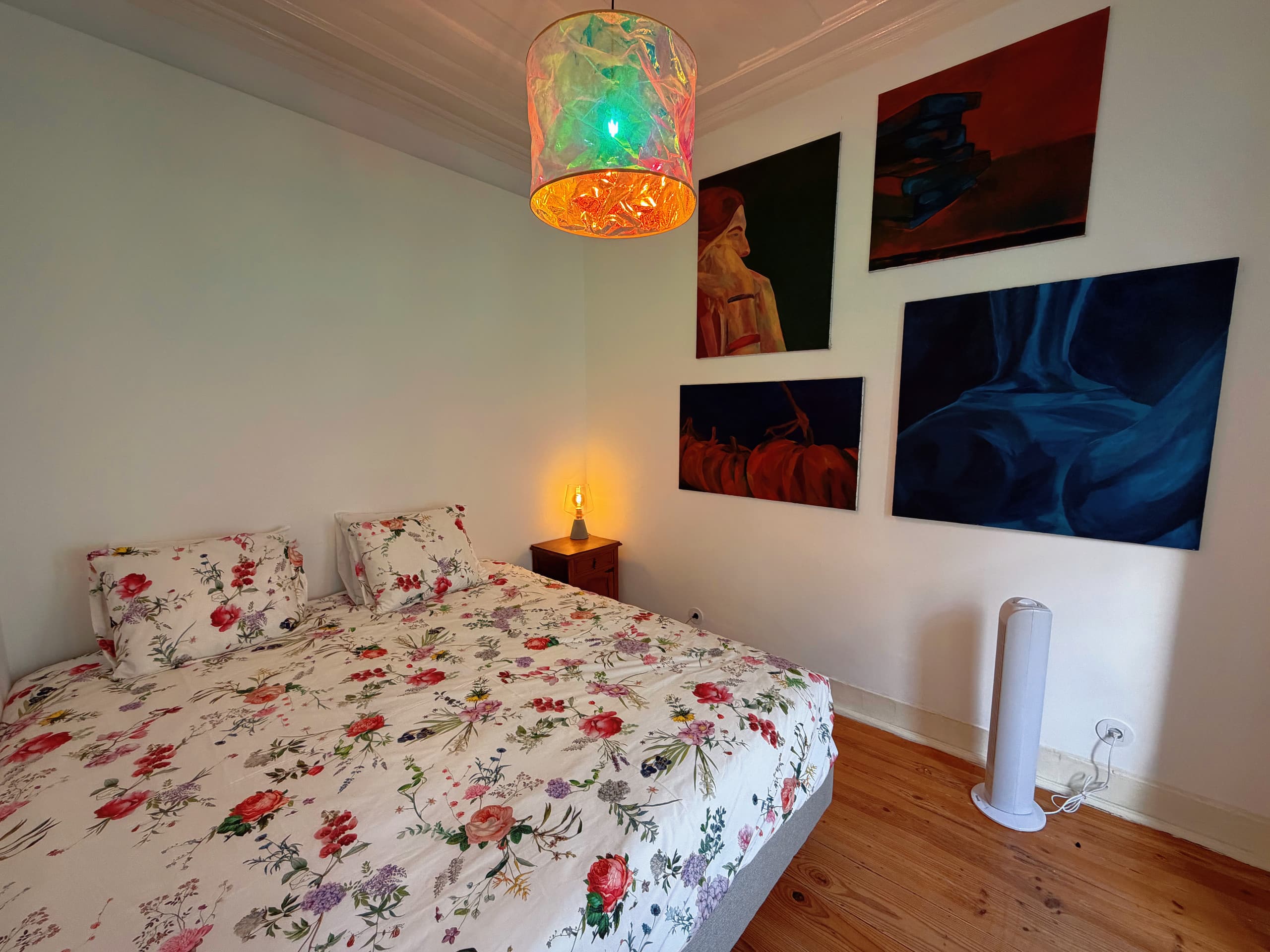 Stylish Lisbon Home in Estrela 6