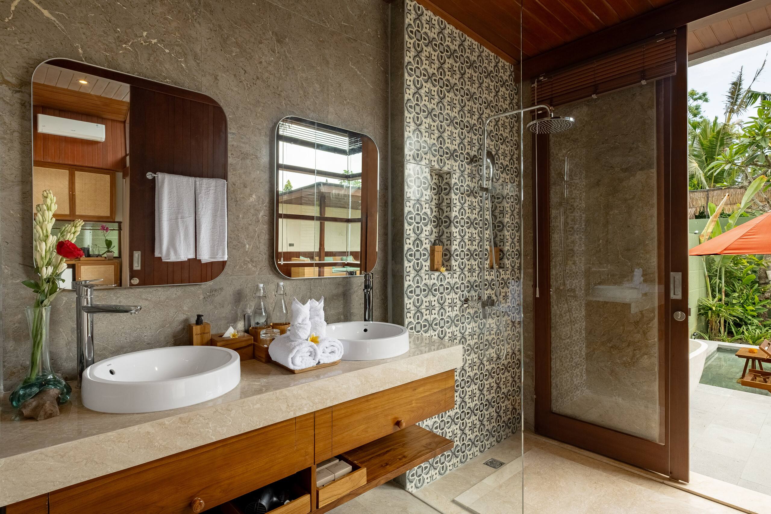 Hidden Serenity of 1BR Pool Villa Near Ubud 10