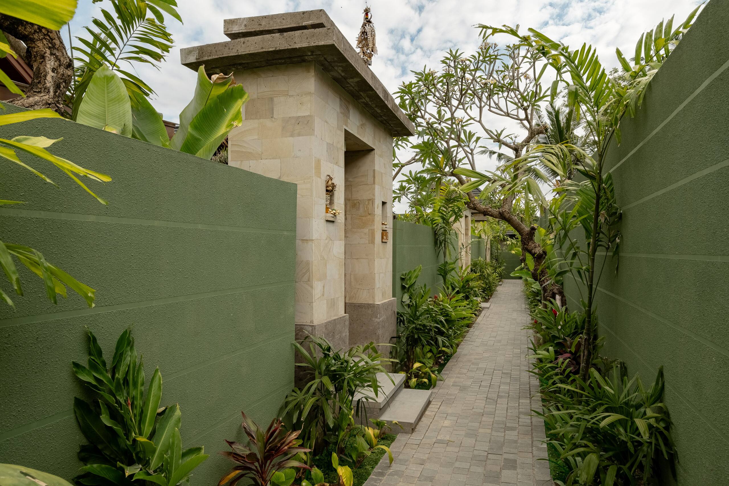 Hidden Serenity of 1BR Pool Villa Near Ubud 11