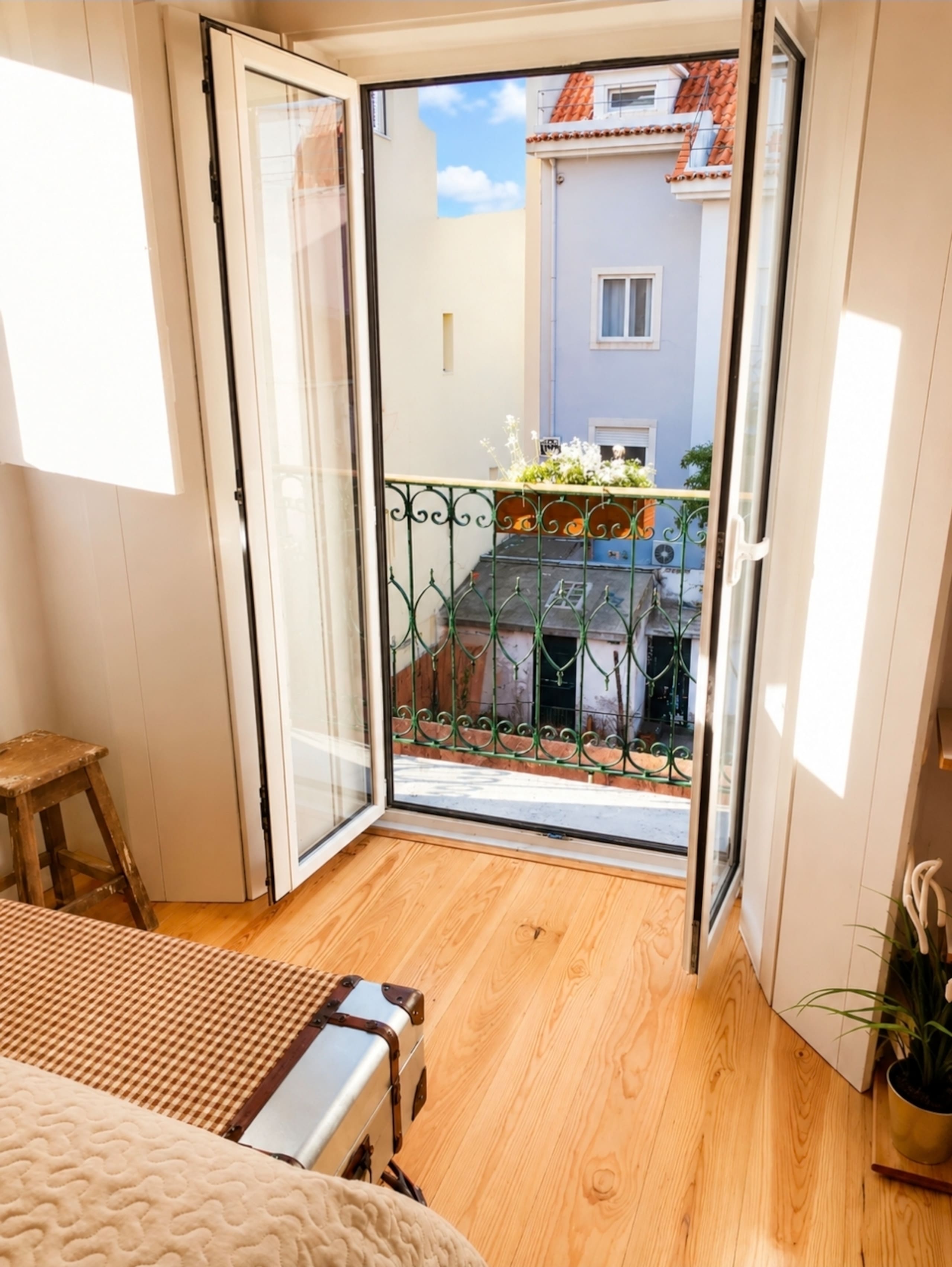Amazing flat with Private Terrace in Lisbon 21