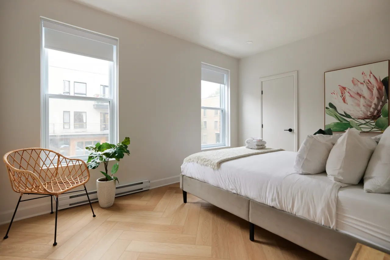 Spacious 2 bedroom apartment in Le Plateau by Denstays - Unit 422 11