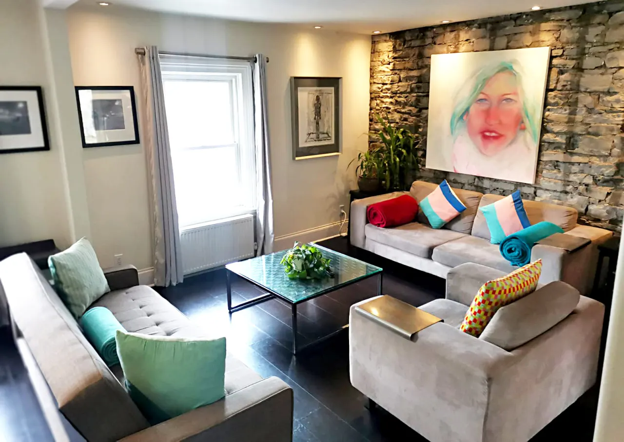 Spacious Historic Downtown Stableman's House Loft 4