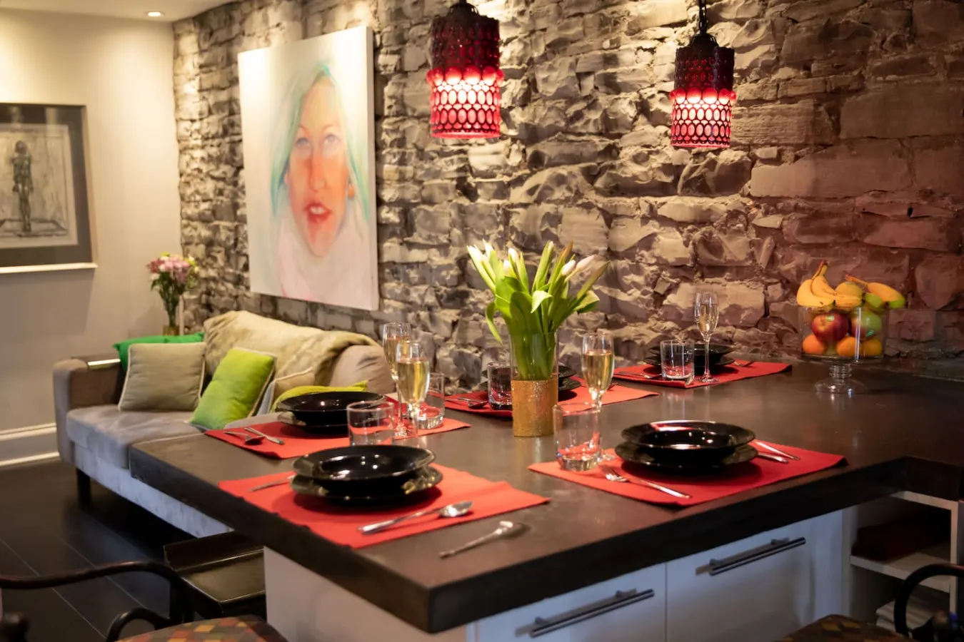 Spacious Historic Downtown Stableman's House Loft 6
