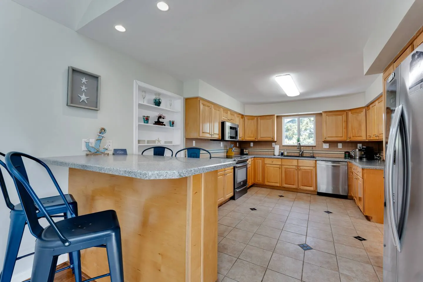 Croatan Beach Spacious 4BR Home with Views 16