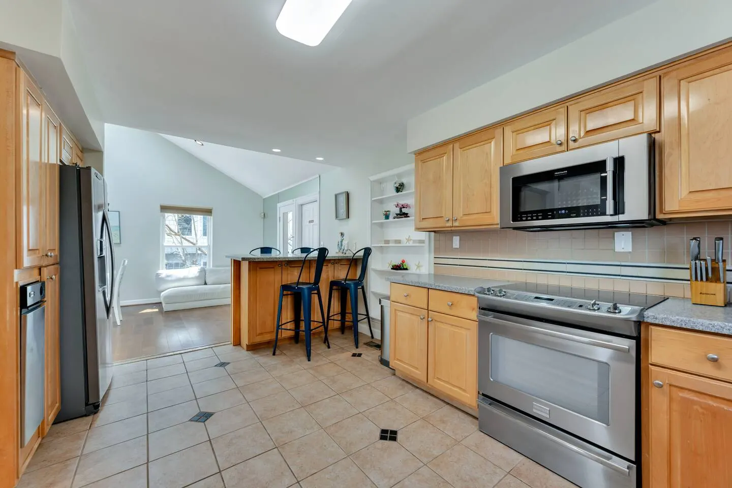 Croatan Beach Spacious 4BR Home with Views 19