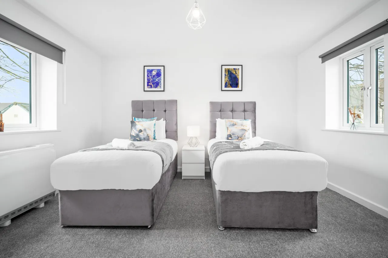 2 Bed Apt*Parking*Wi-Fi*Netflix 15
