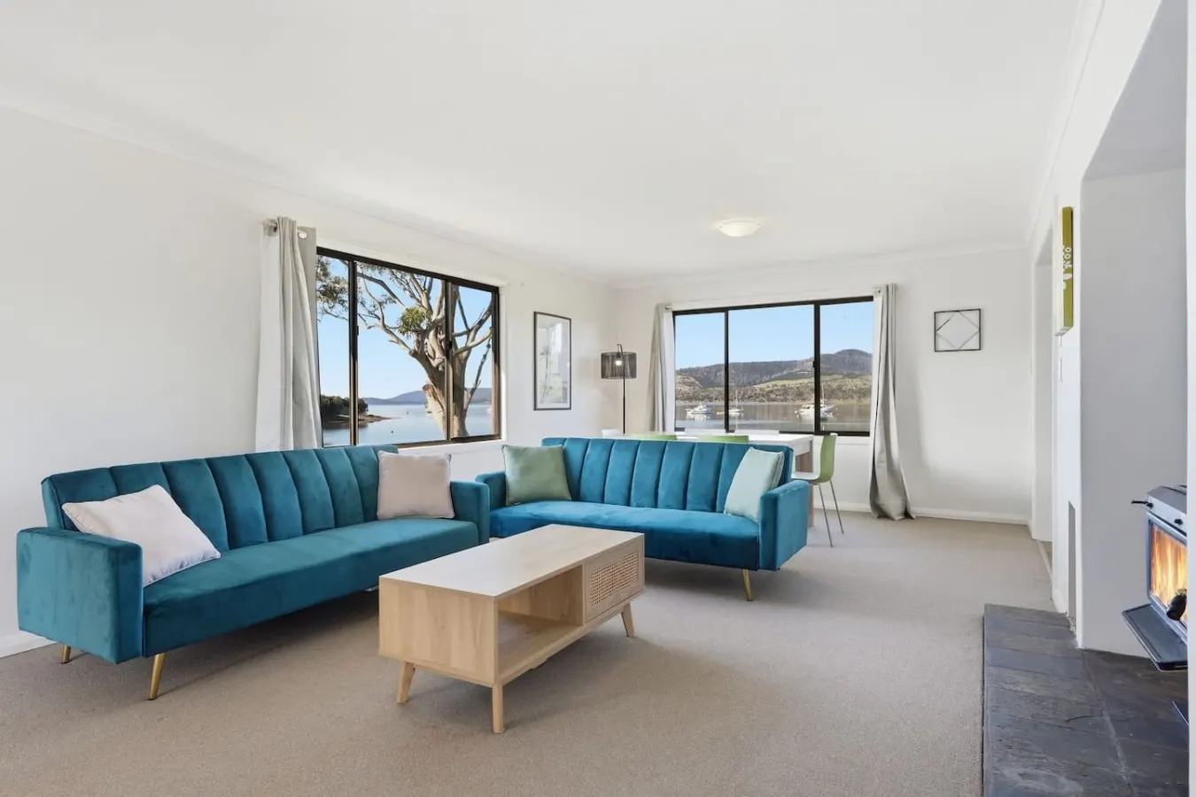 Dunalley Waterfront Escape 8