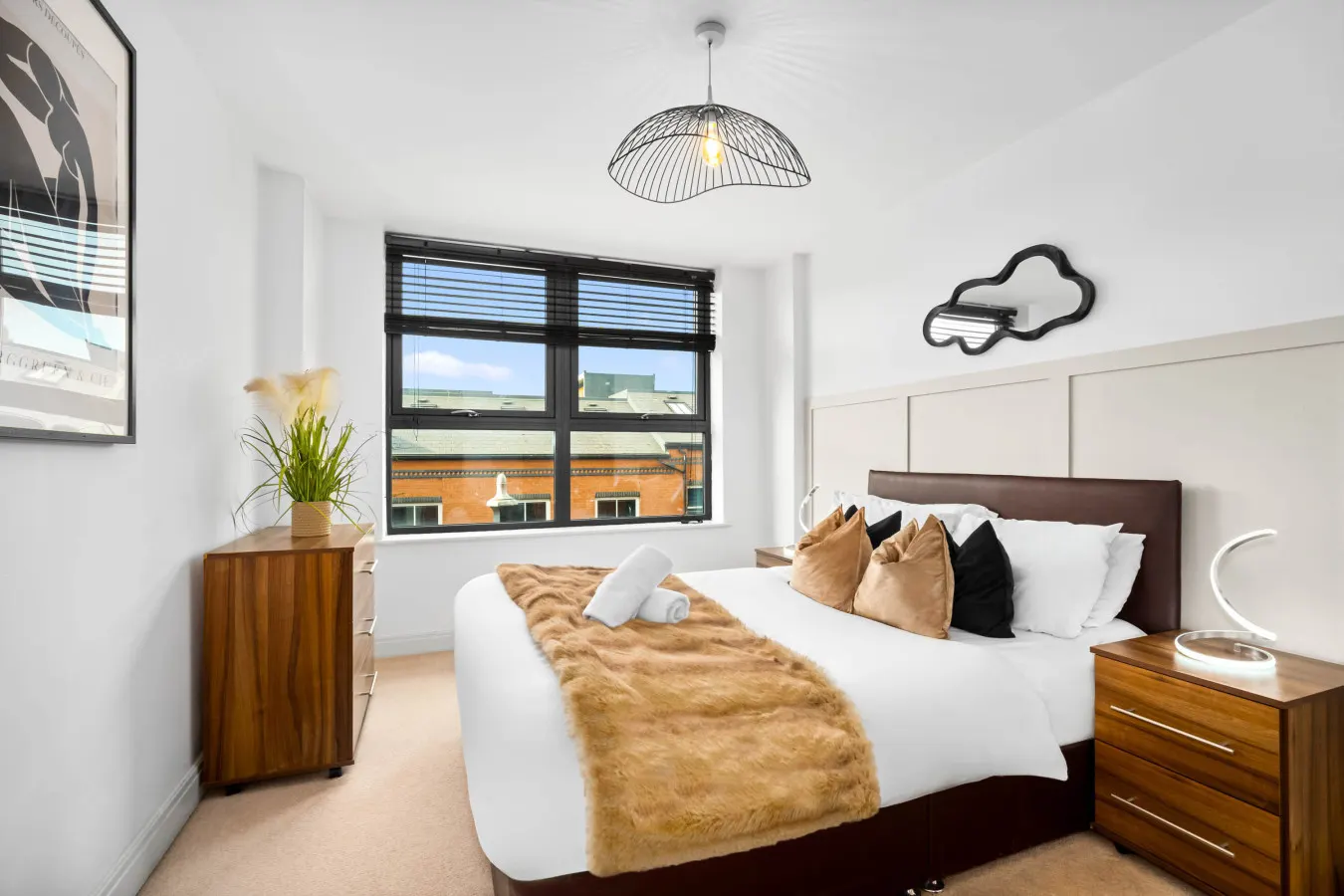 Stylish Apartment - JQ - City Centre - Fast WiFi 2
