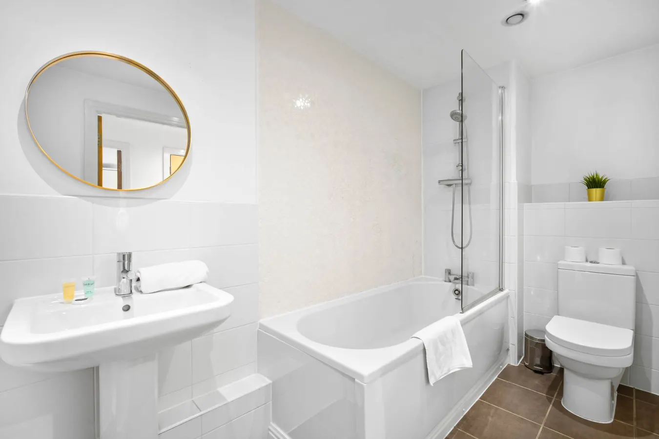 Stylish Apartment - JQ - City Centre - Fast WiFi 4
