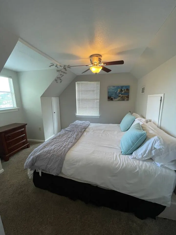 4/2 by Marina, Near Wineries, Grill, WiFi, View 18