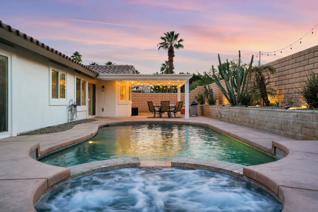 Villa Solana: La Quinta, CA