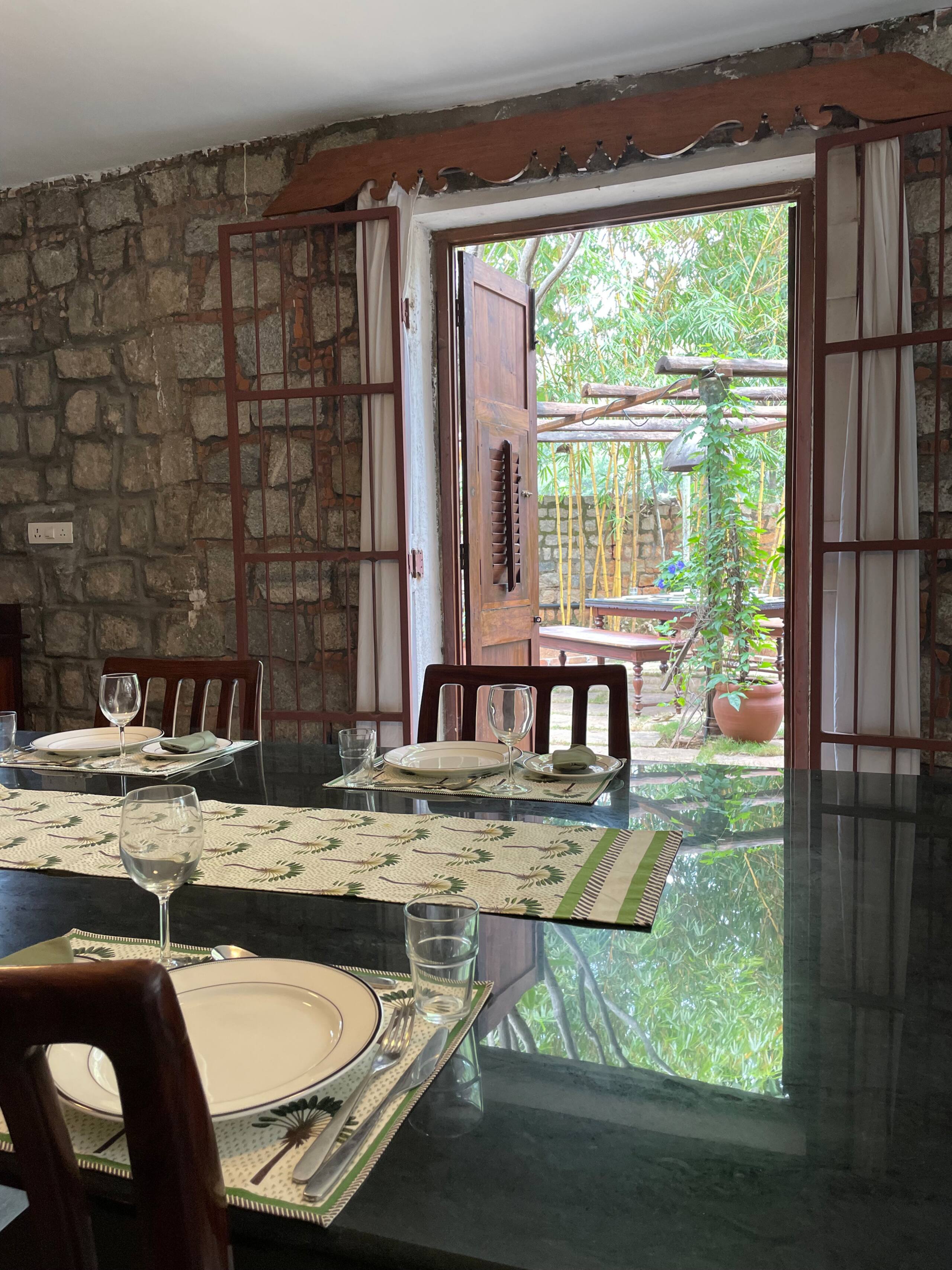 Dhakshini Vintage Project : Antique Style Farmstay 18