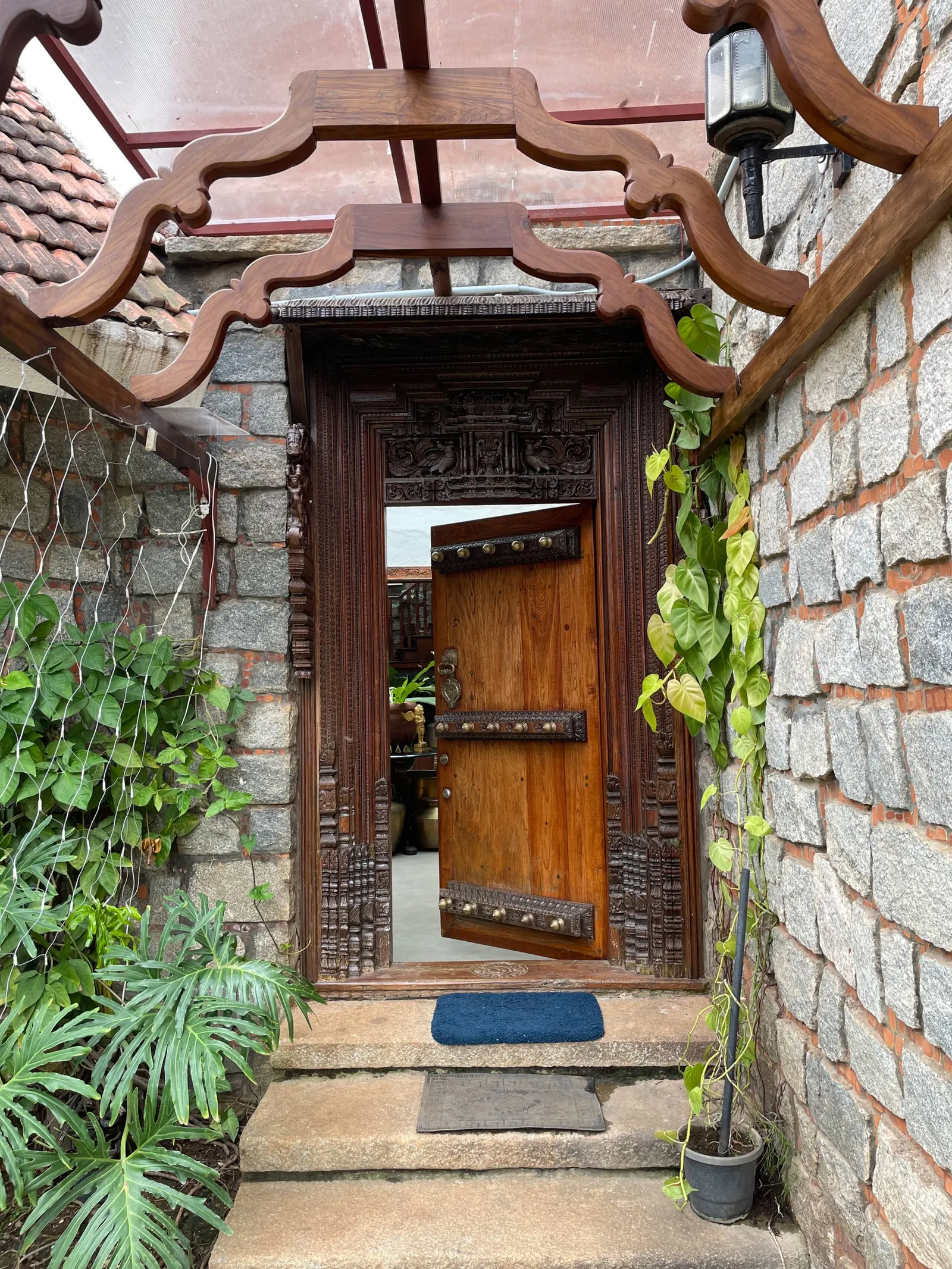 Dhakshini Vintage Project : Antique Style Farmstay 5