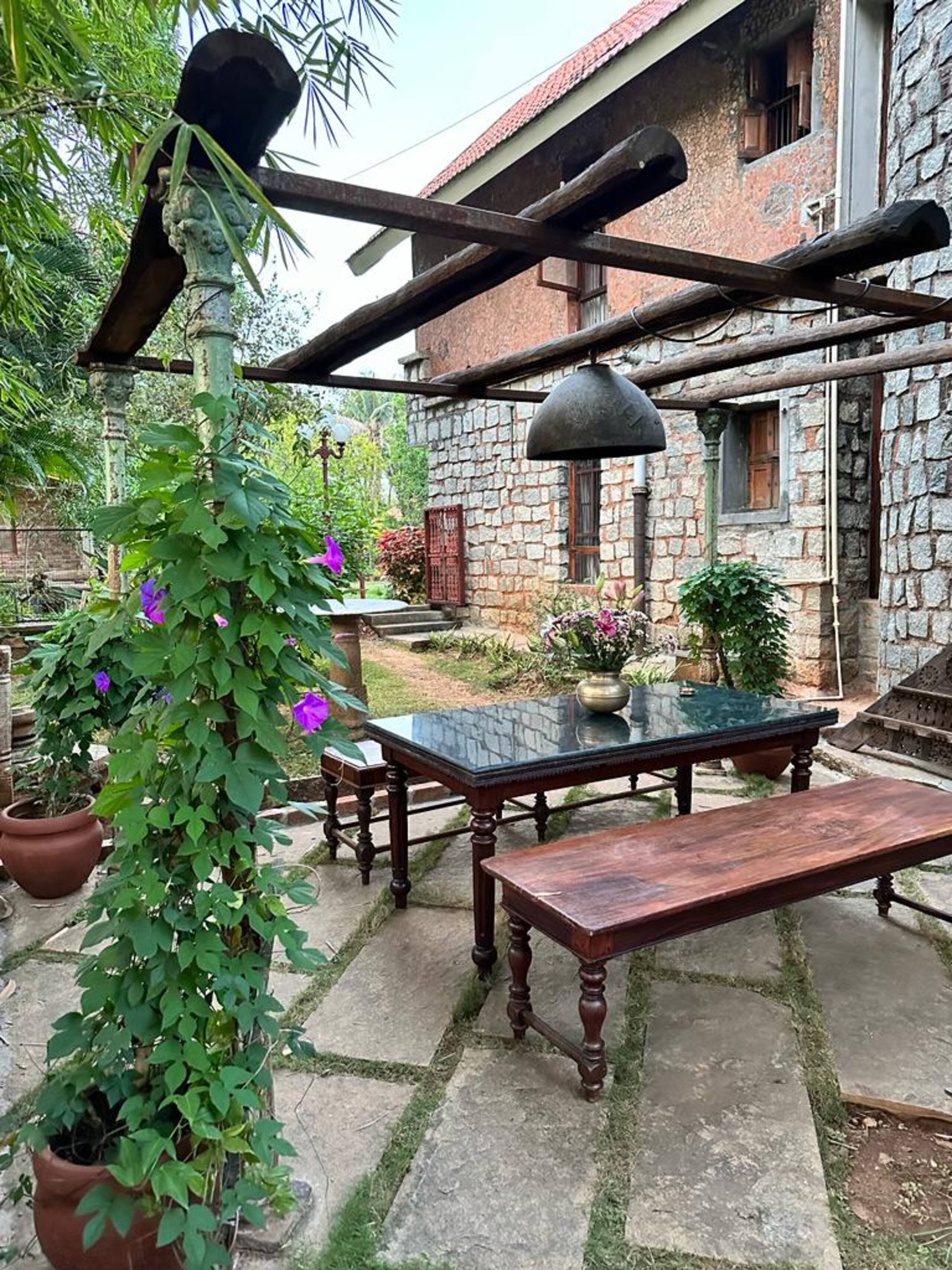 Dhakshini Vintage Project : Antique Style Farmstay 22