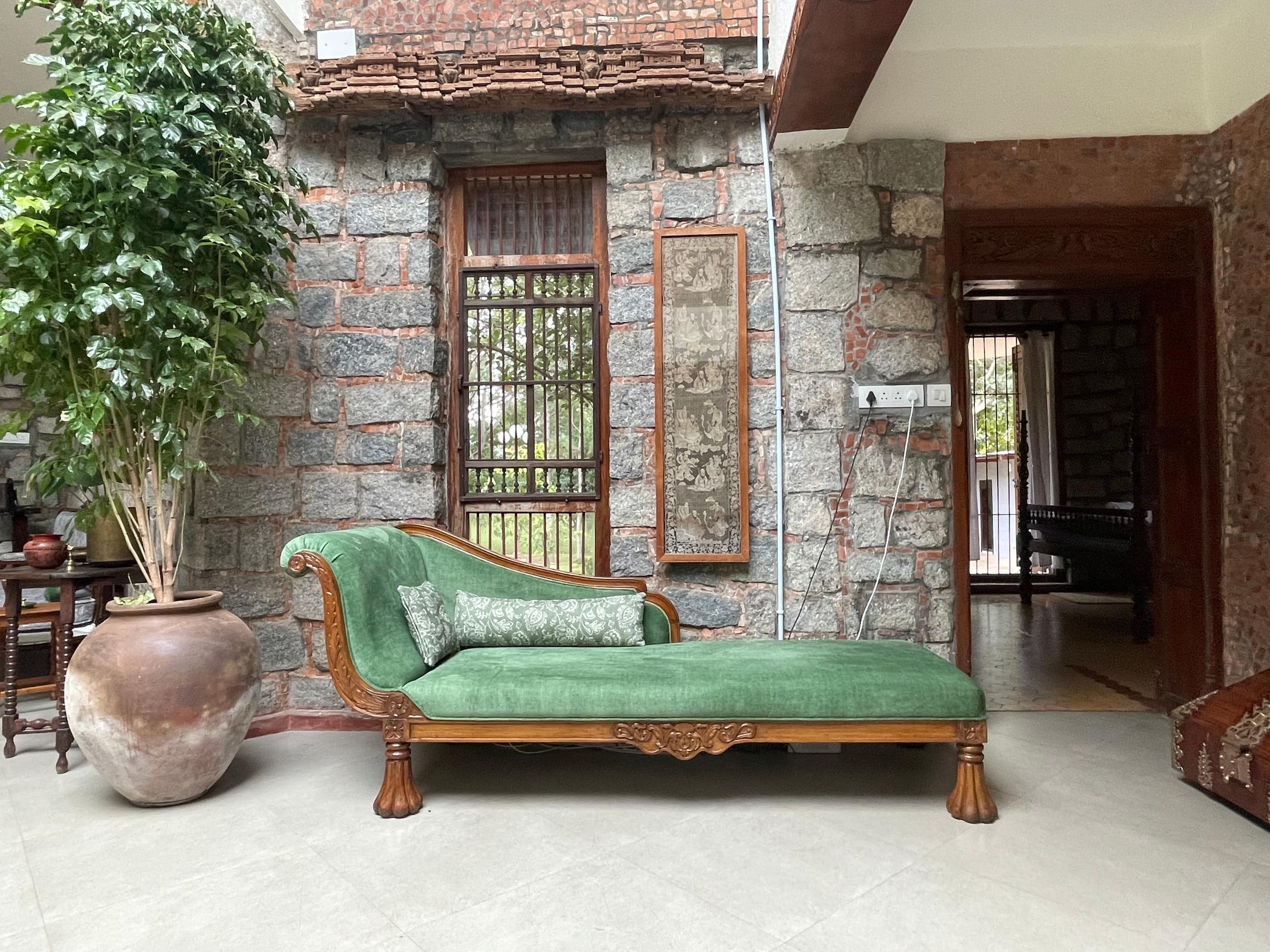 Dhakshini Vintage Project : Antique Style Farmstay 13
