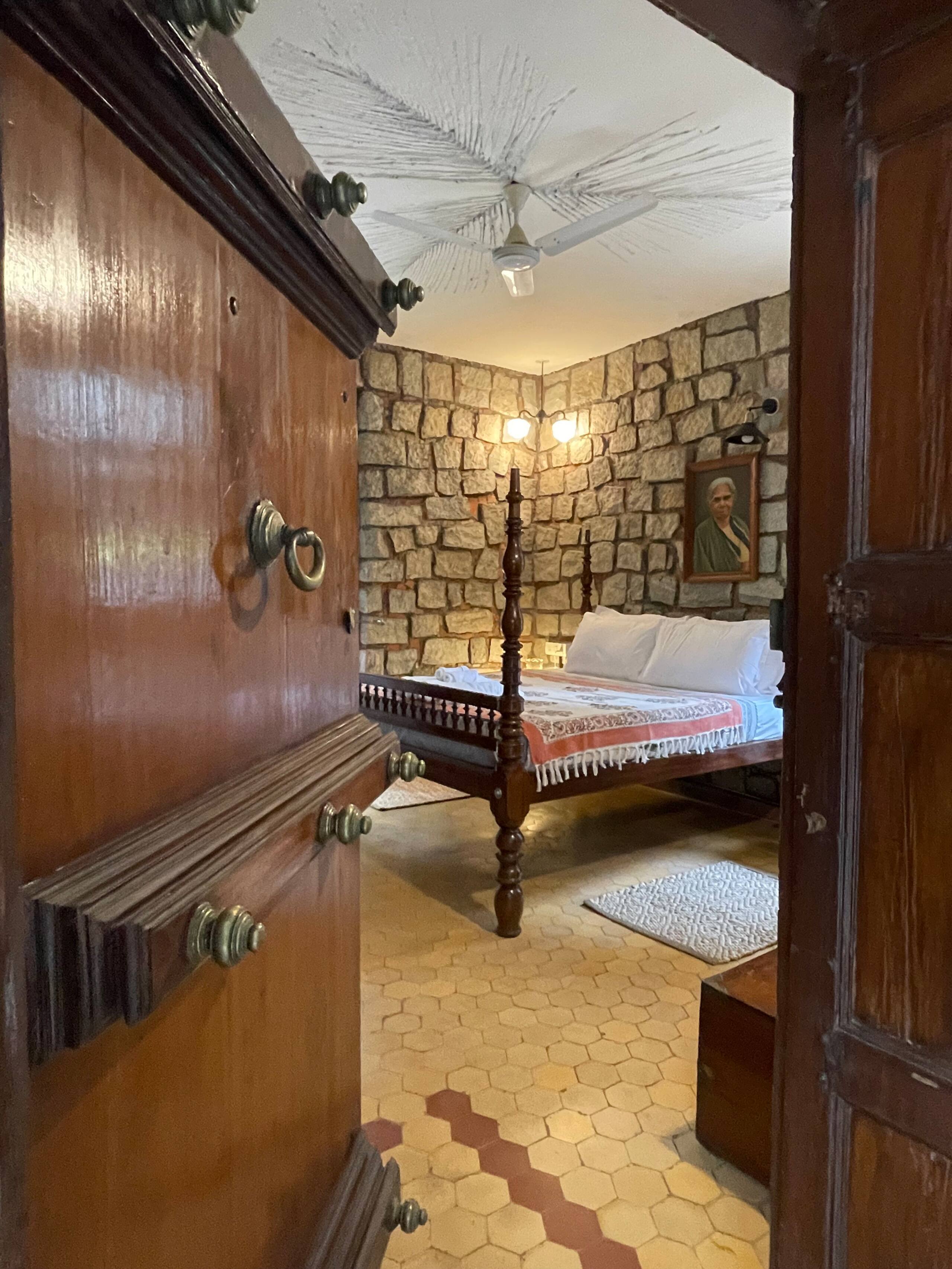 Dhakshini Vintage Project : Antique Style Farmstay 30