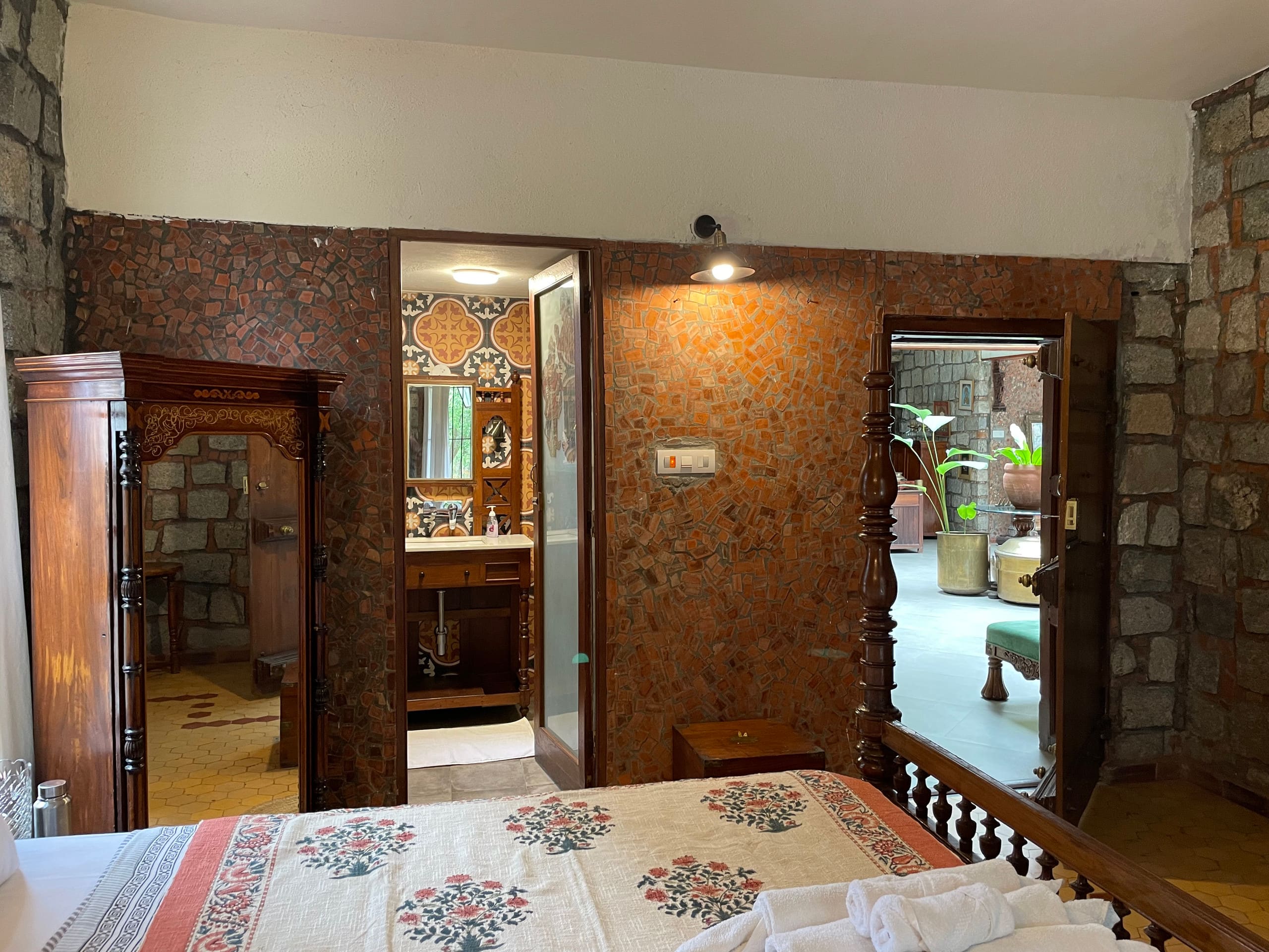 Dhakshini Vintage Project : Antique Style Farmstay 28