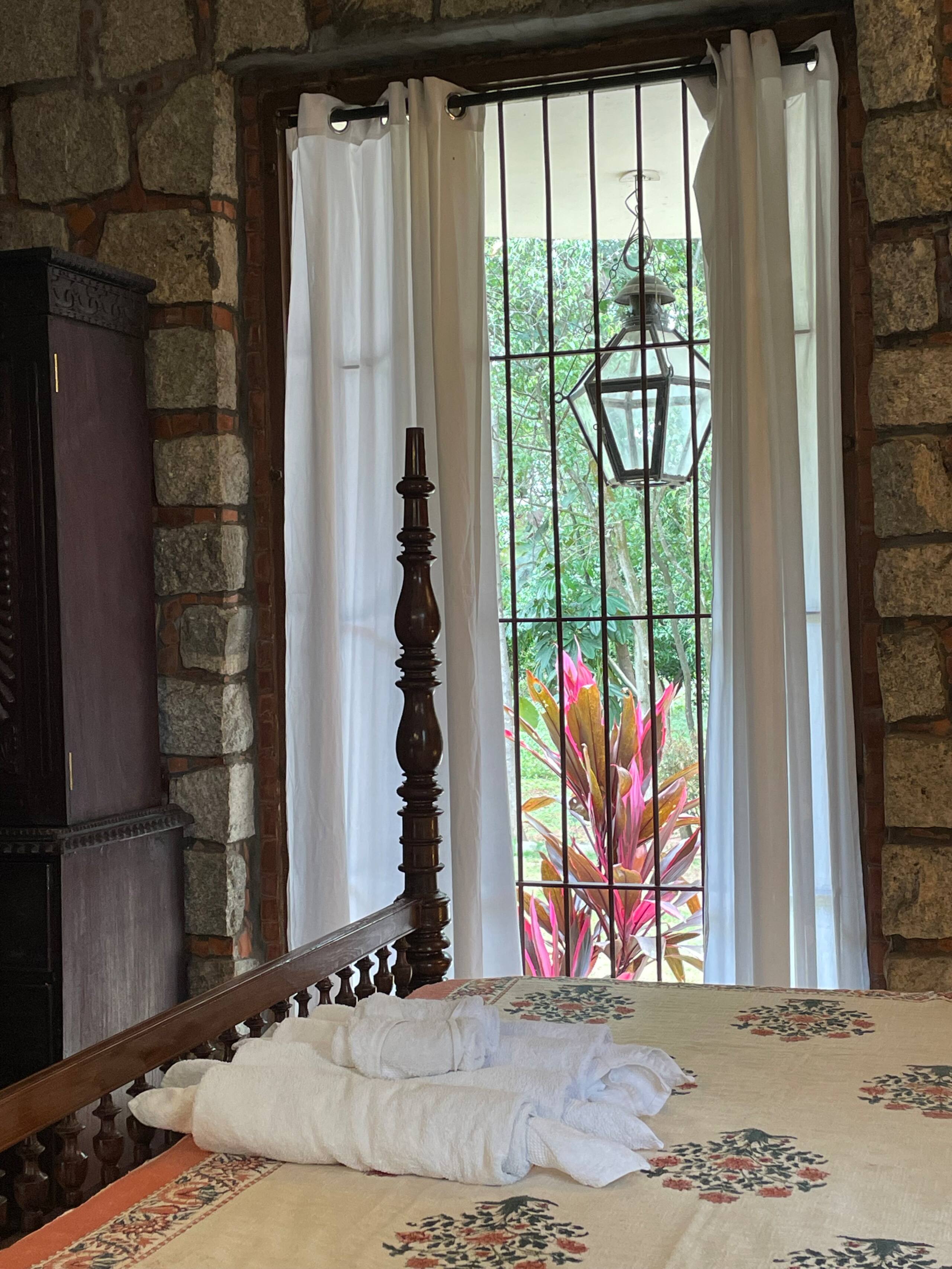 Dhakshini Vintage Project : Antique Style Farmstay 31