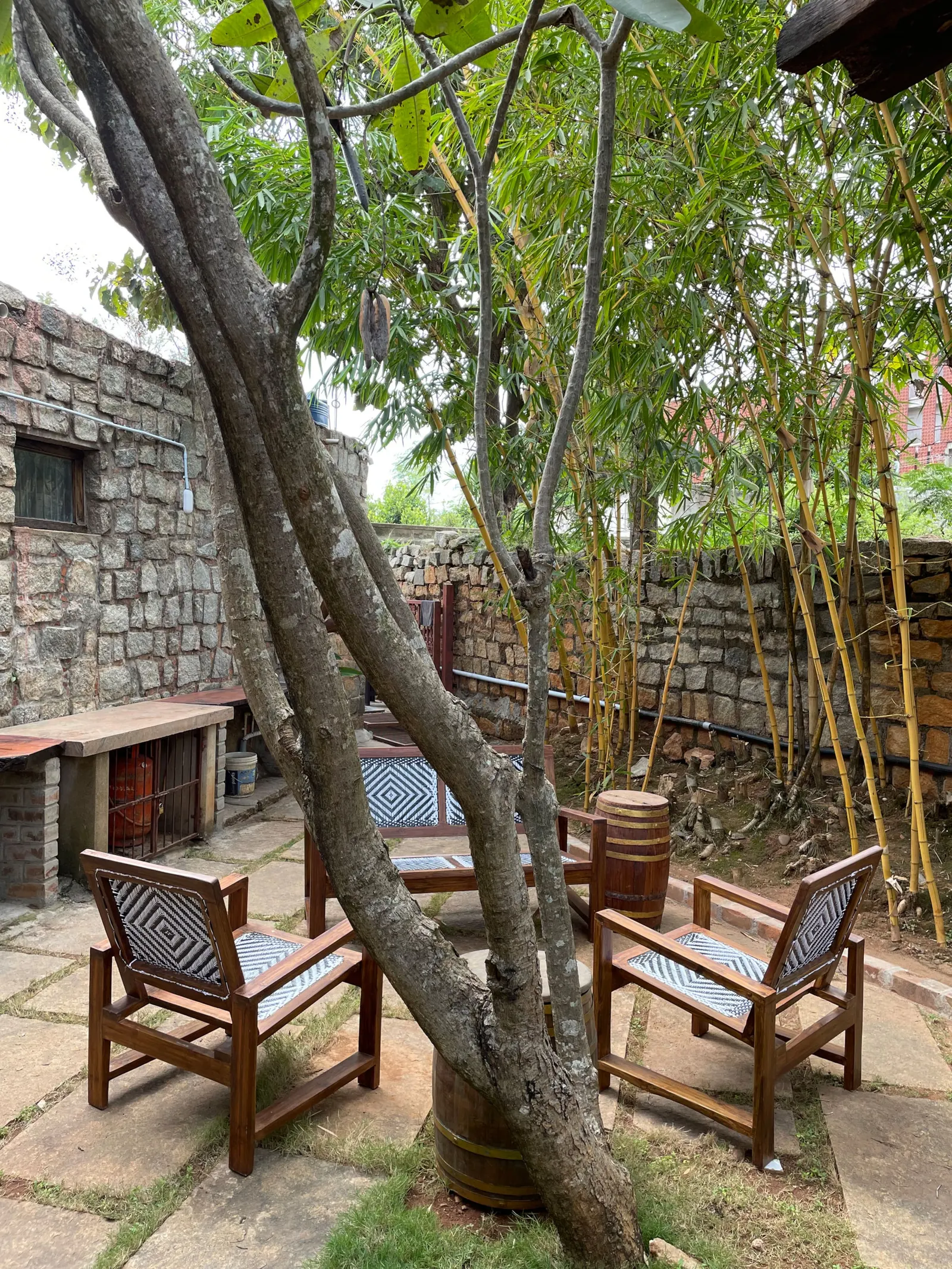 Dhakshini Vintage Project : Antique Style Farmstay 27
