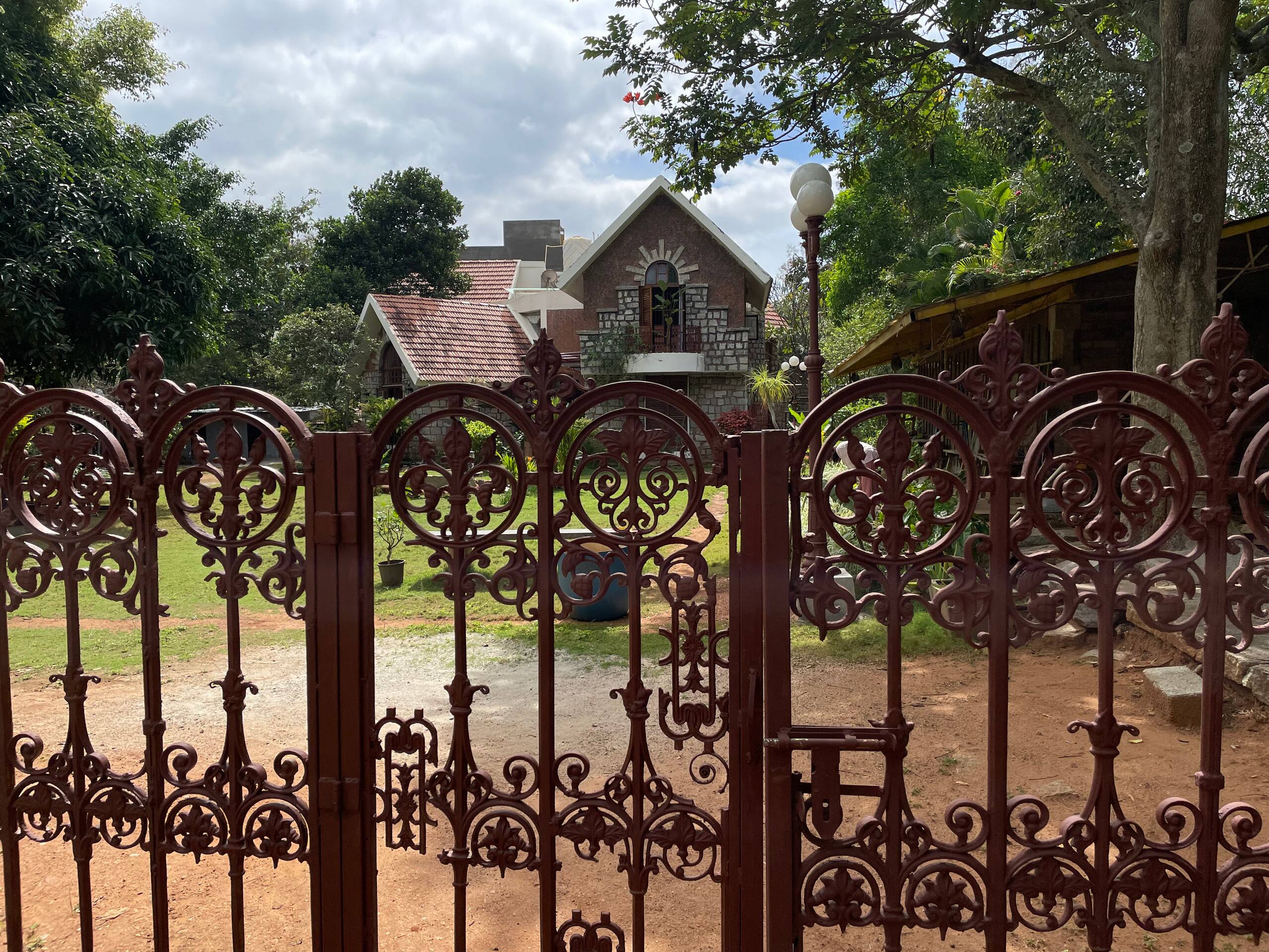 Dhakshini Vintage Project : Antique Style Farmstay — photo 3