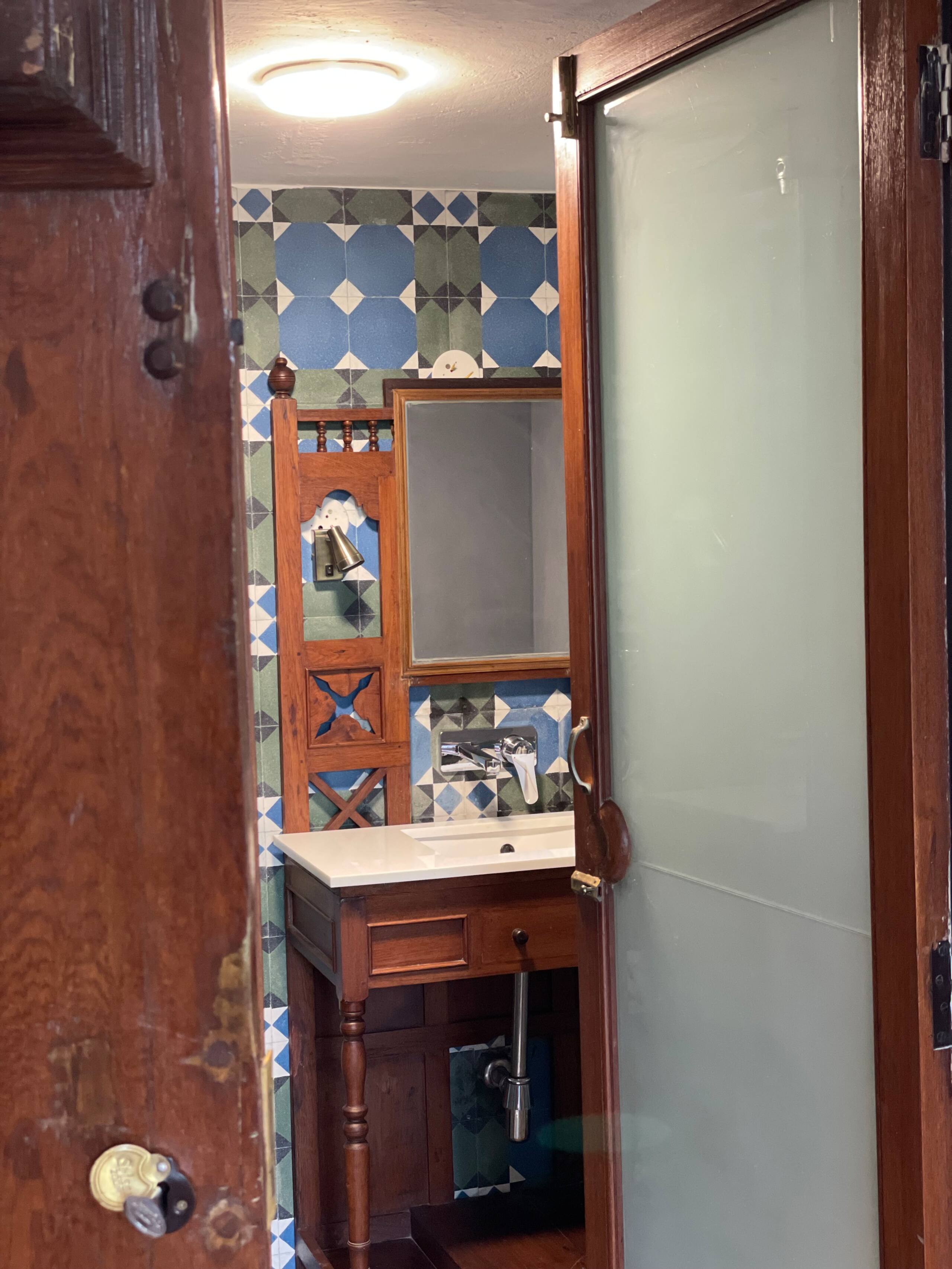 Dhakshini Vintage Project : Antique Style Farmstay 36