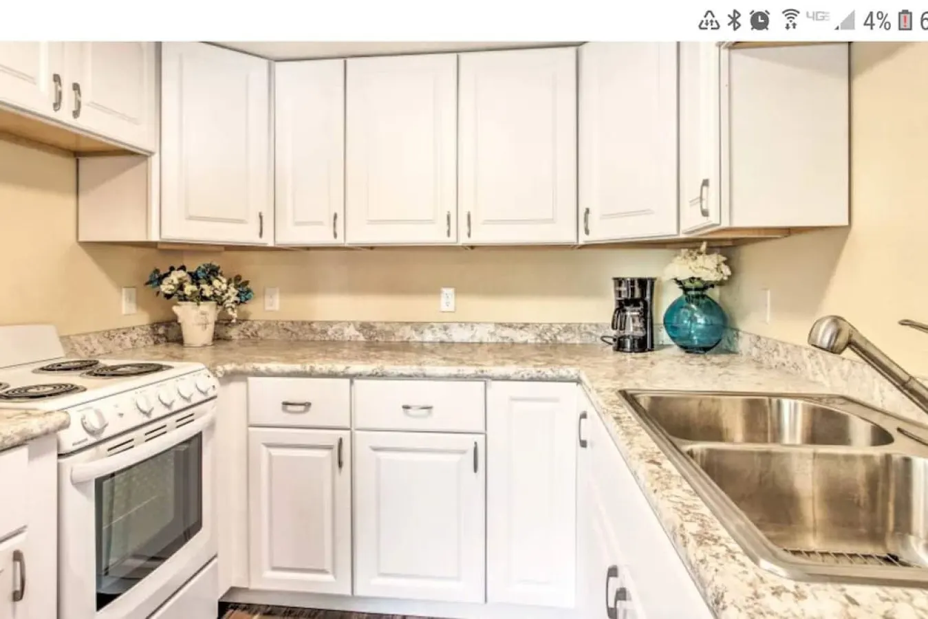 Designer Cottage Retreat Walkable Downtown W & R 13