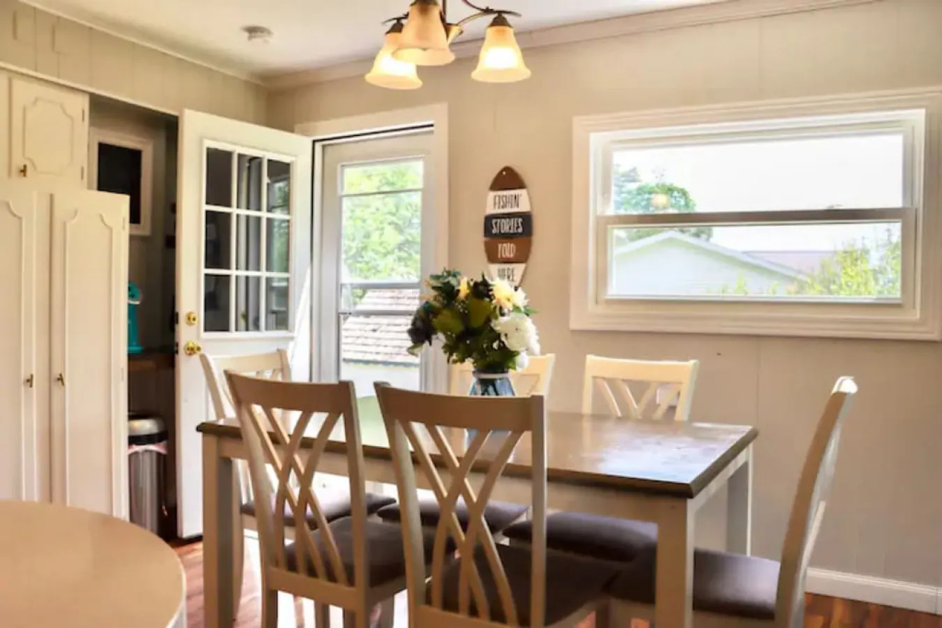 4 bdr Cottage, Edinboro Lake Views, Dogs Welcome 20