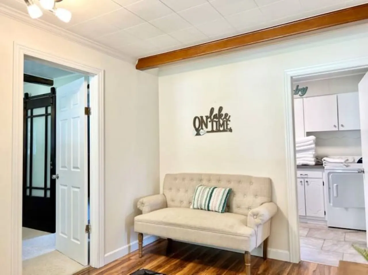 4 bdr Cottage, Edinboro Lake Views, Dogs Welcome 7
