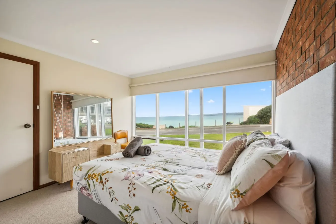 Beachfront Views at Southern Sands — photo 4