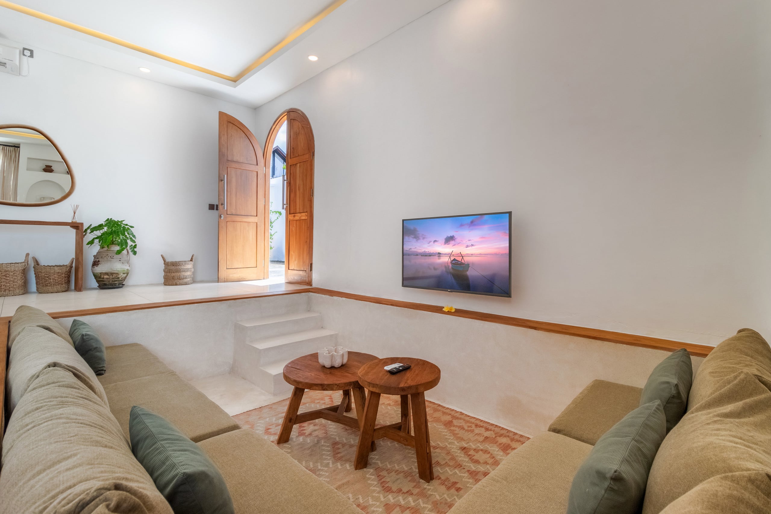 Modern 2BR Pool Villa in Peaceful Canggu 11