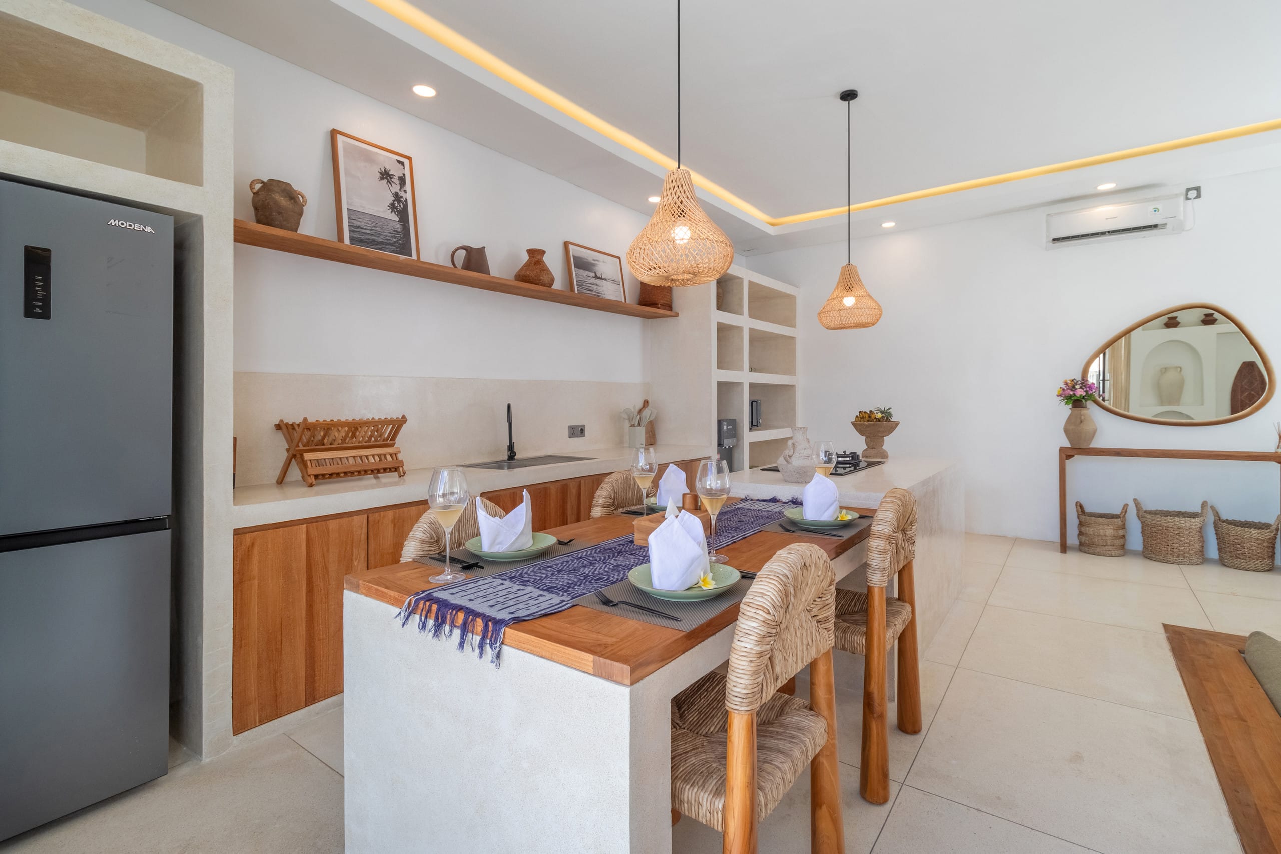 Modern 2BR Pool Villa in Peaceful Canggu 15