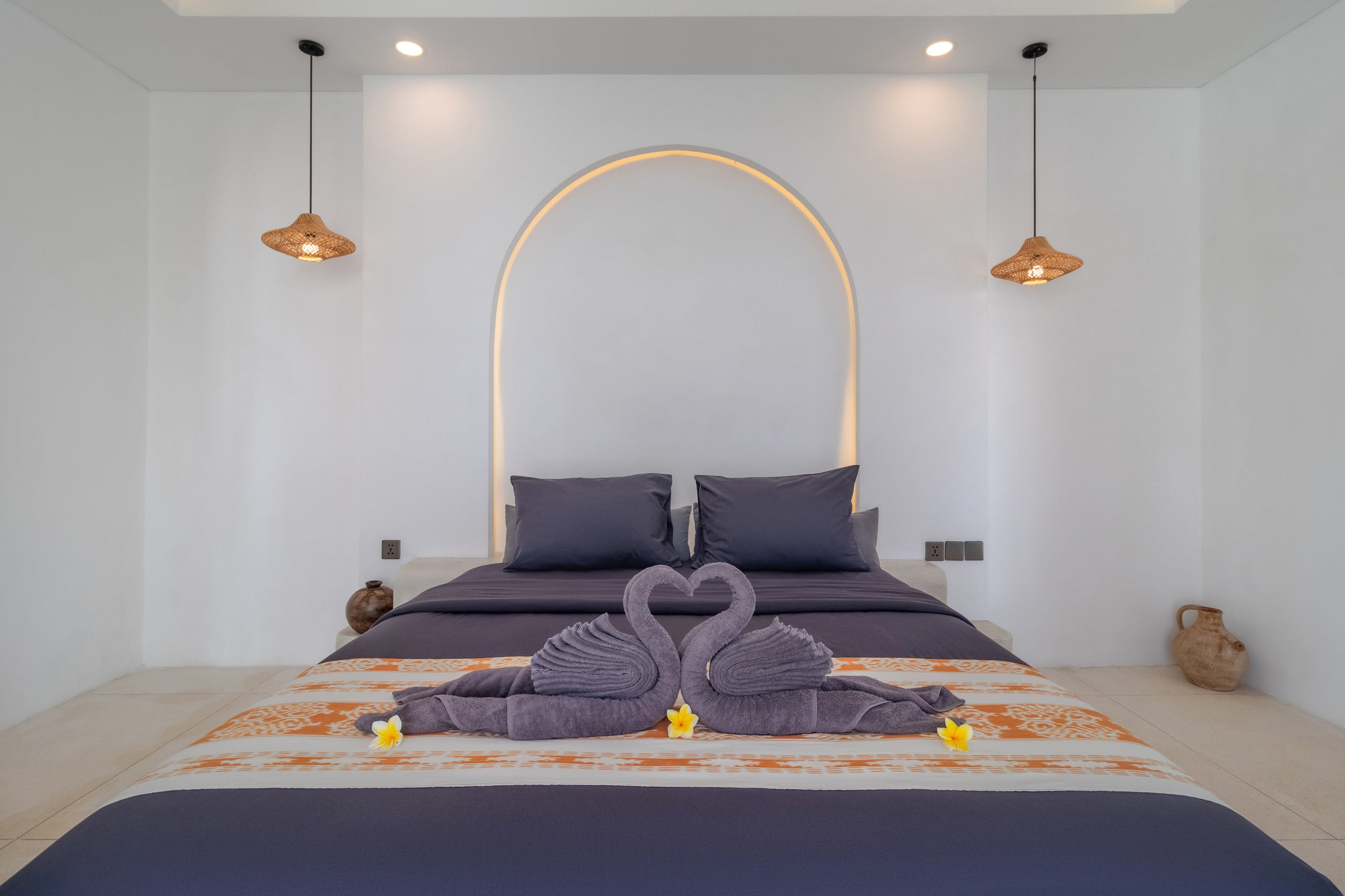 Modern 2BR Pool Villa in Peaceful Canggu 32