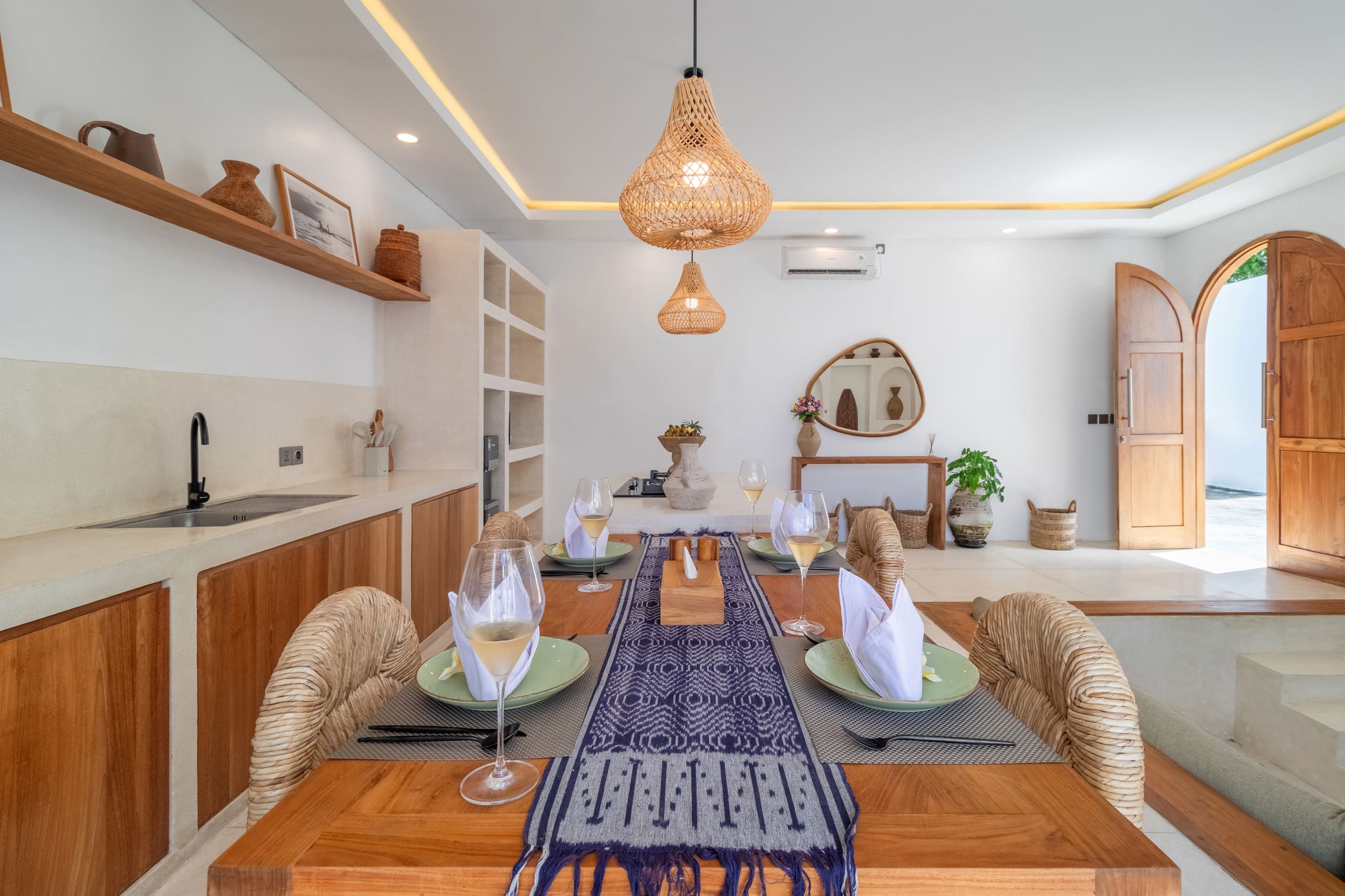 Modern 2BR Pool Villa in Peaceful Canggu 16