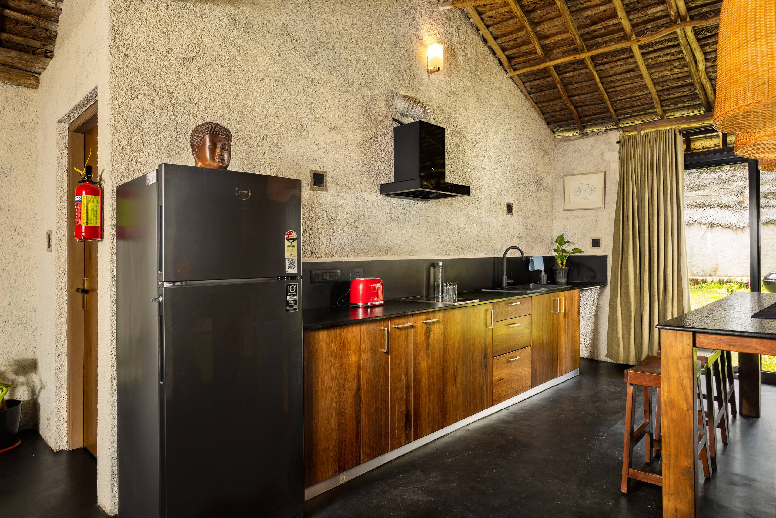 Mud house Villa & Art gallery, Marayoor, Munnar 10