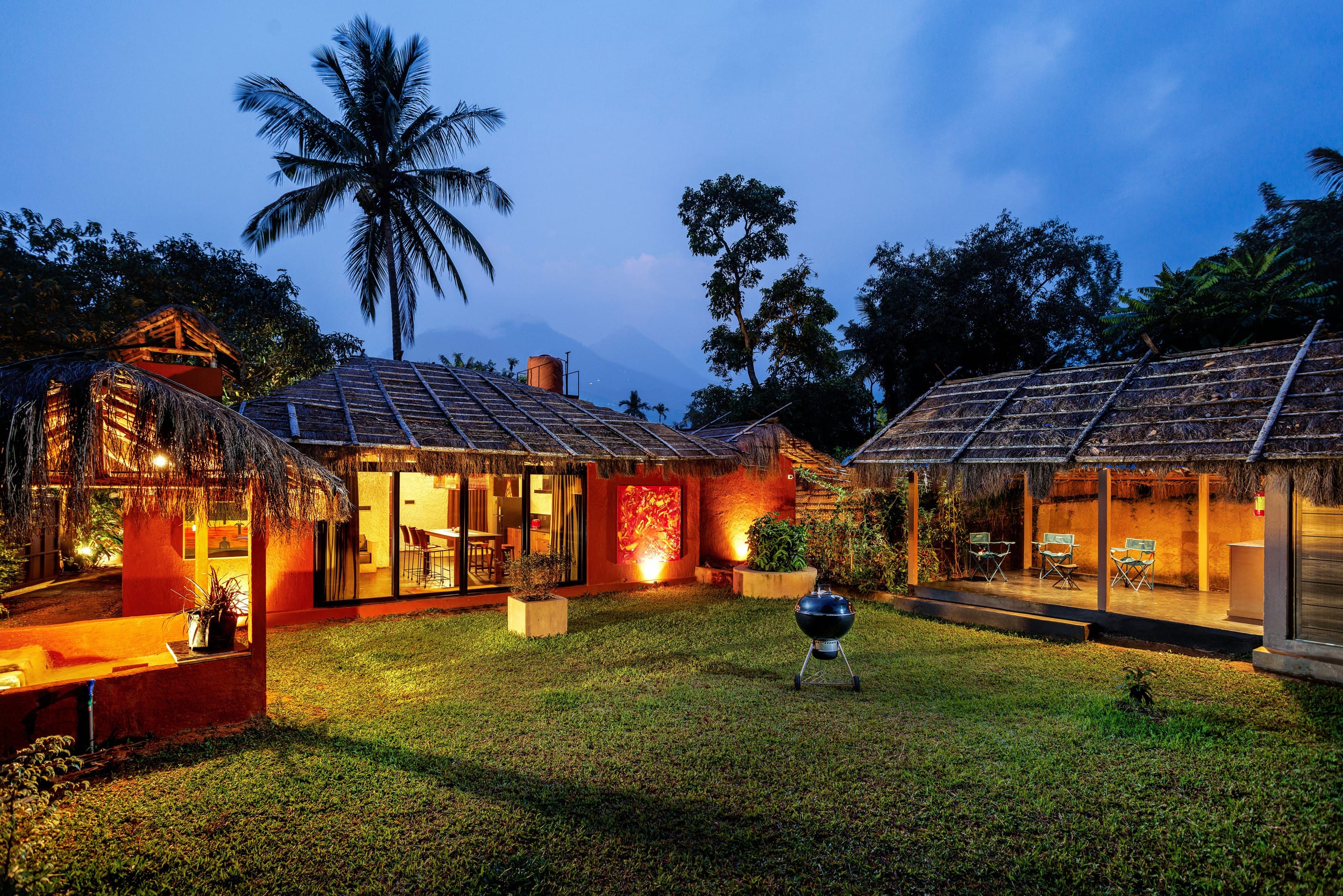 Mud house Villa & Art gallery, Marayoor, Munnar 1