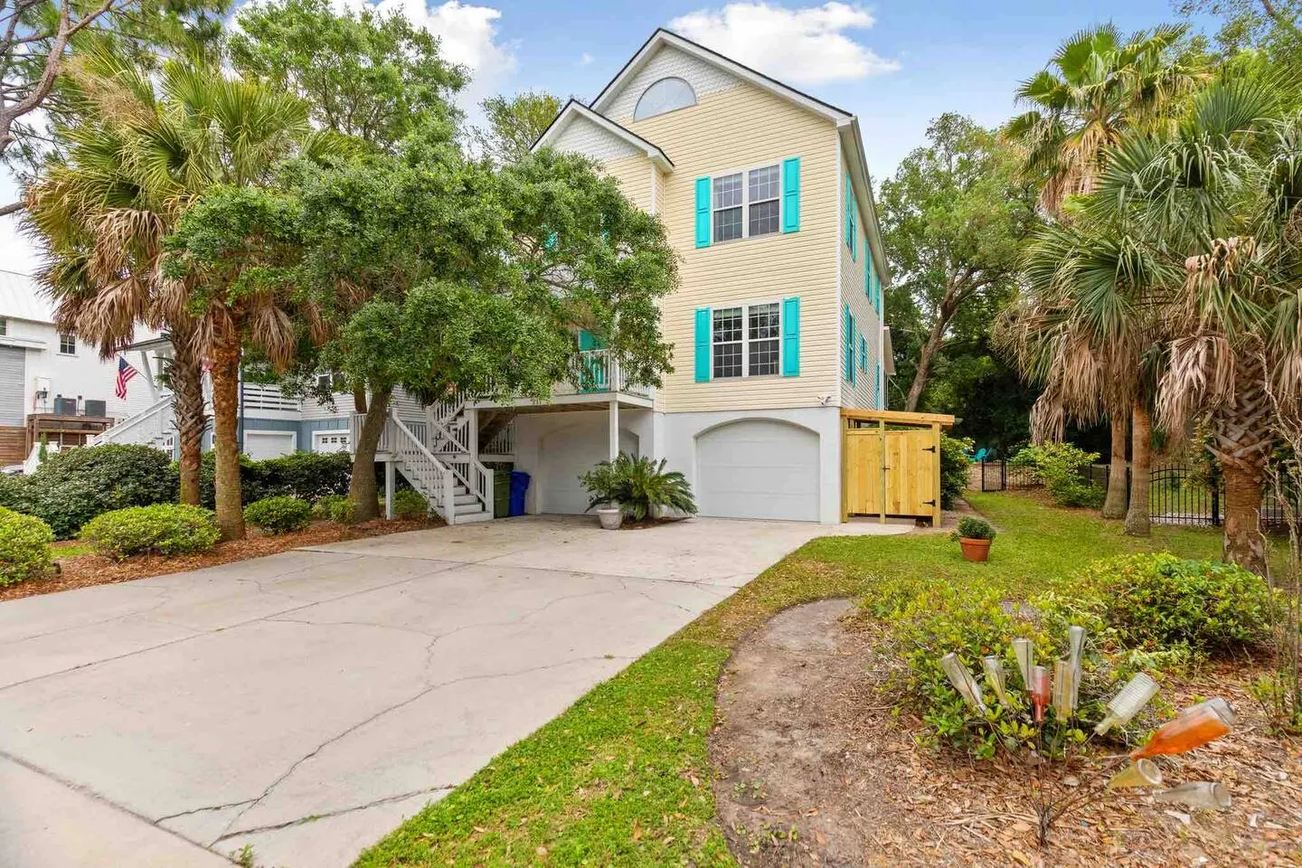 Folly Beach Home: Walk Everywhere - Happy Ours 6