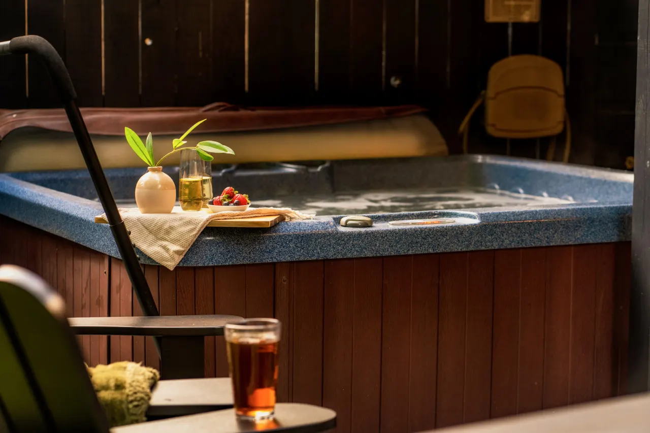 The Copper Bird · Modern Close to Downtown Gameroom Hot Tub Arcade — photo 4