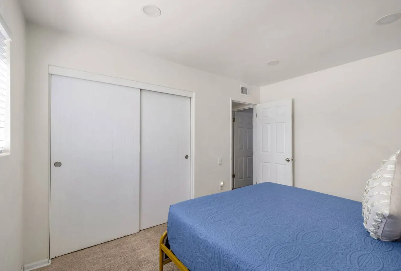 2bd/2bth Nobel Delight, Close To South Coast Plaza 15