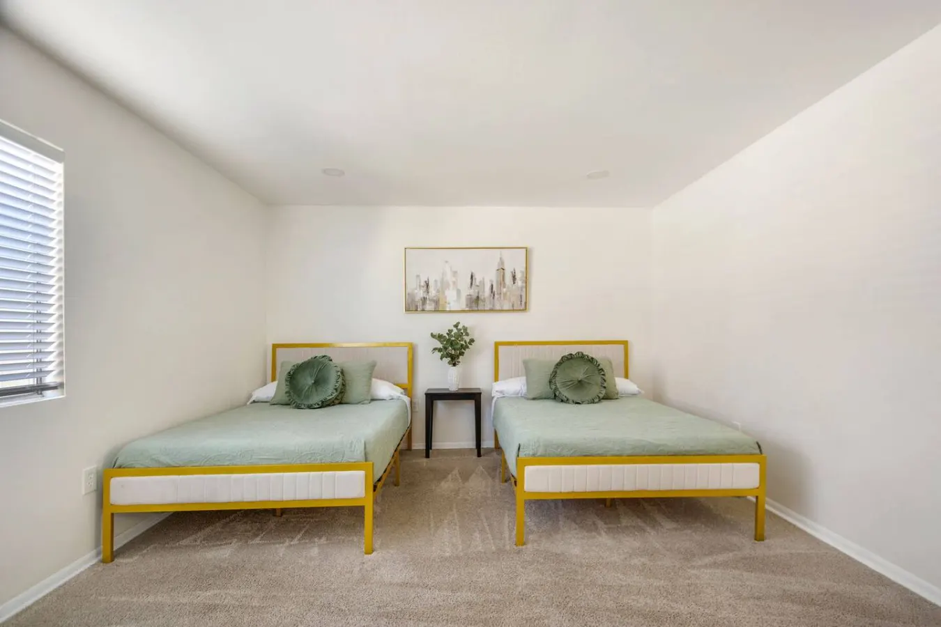 2bd/2bth Nobel Delight, Close To South Coast Plaza 19