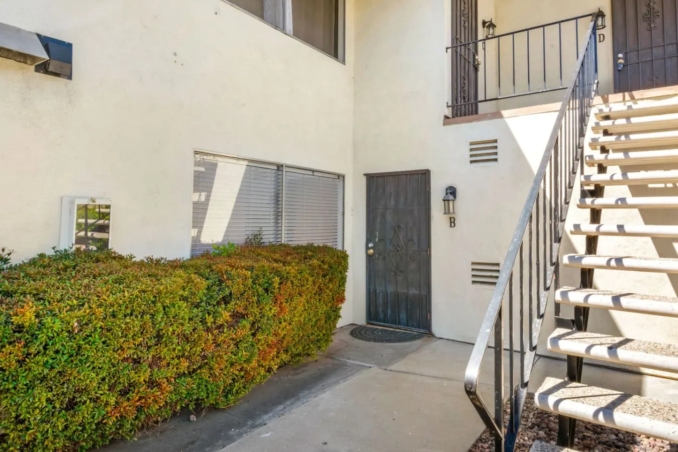 2bd/2bth Nobel Delight, Close To South Coast Plaza 6