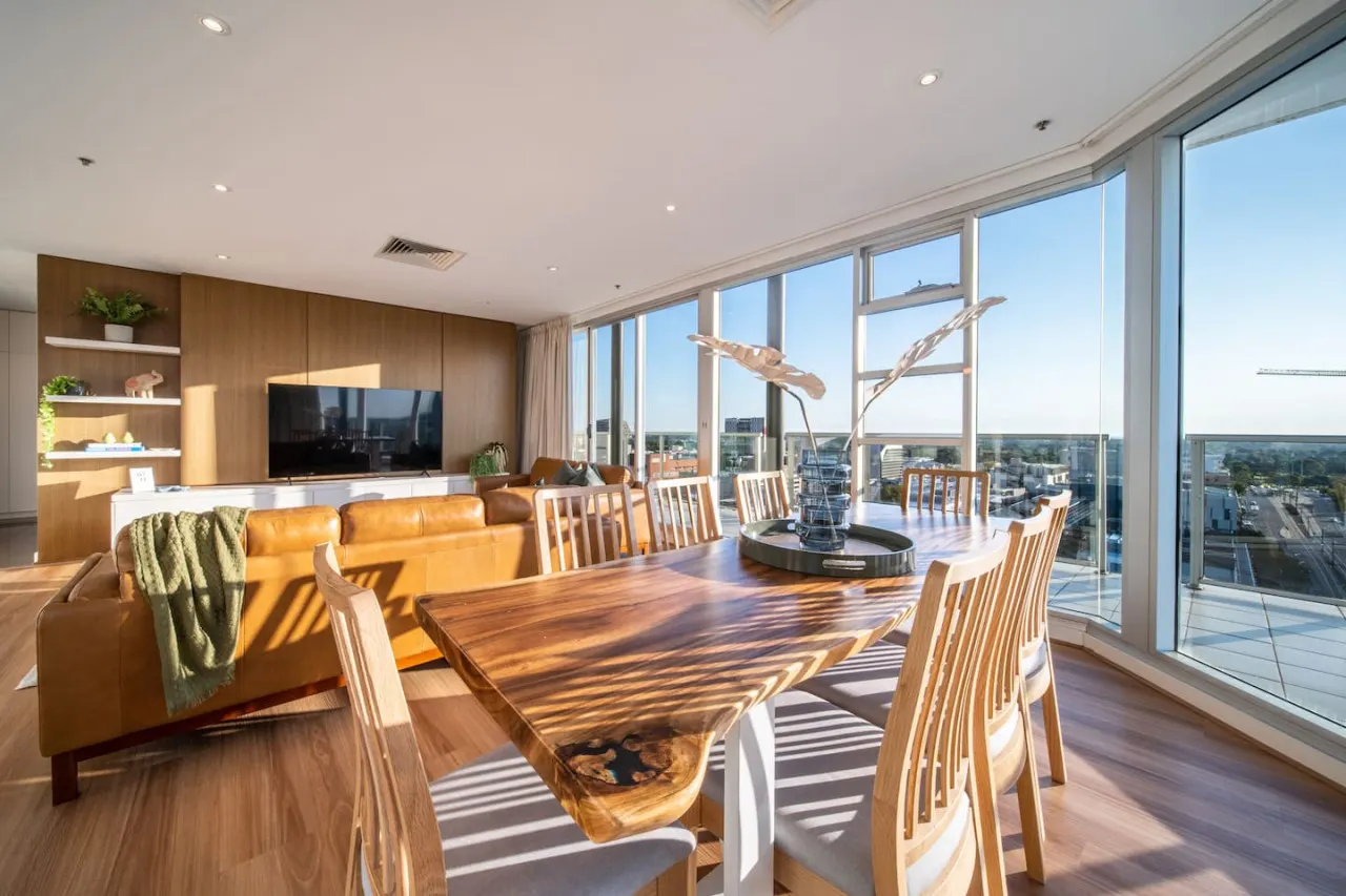 The Views Penthouse—Cityscape & Parkland Scenery 15